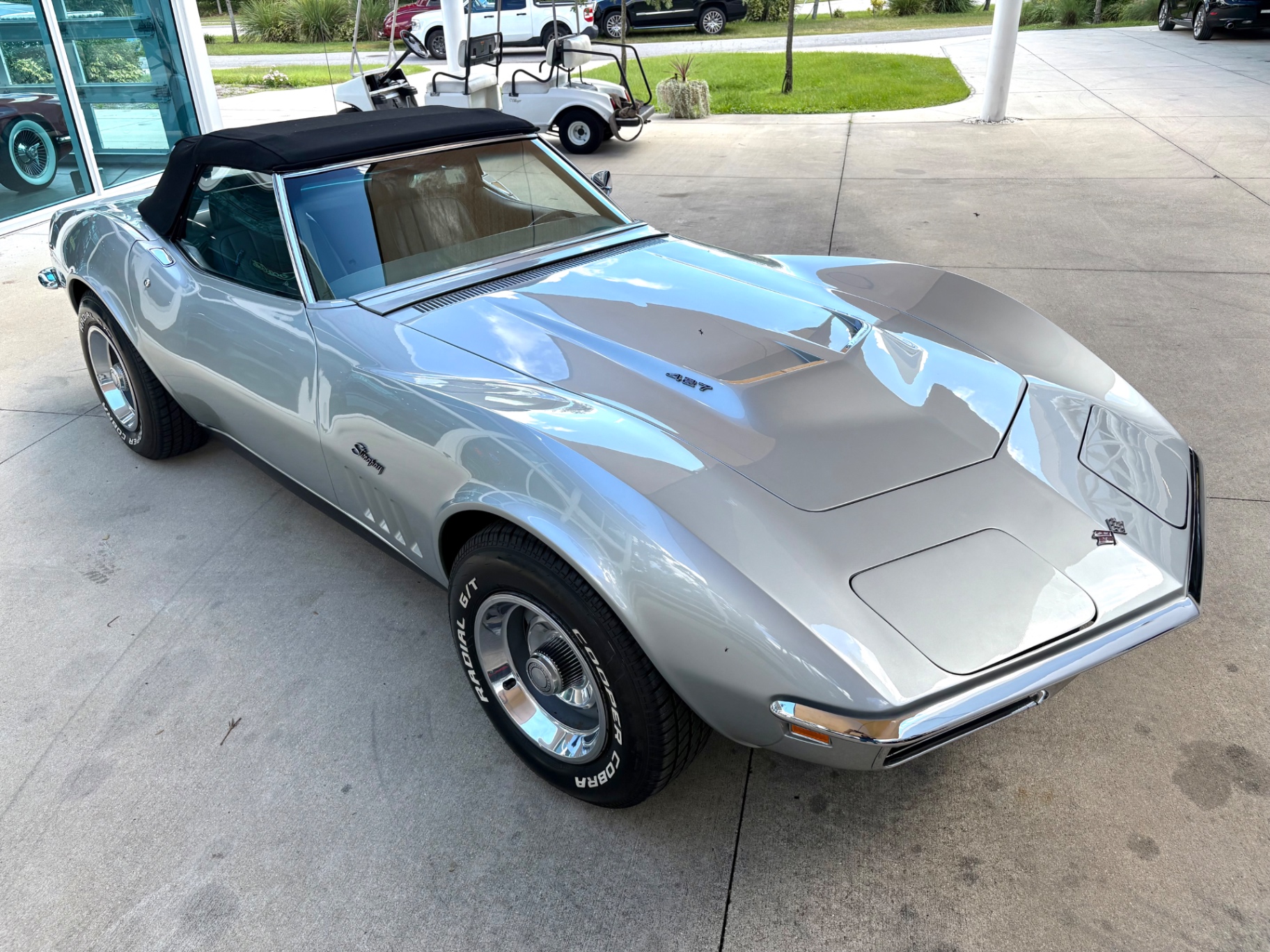 Vehicle photo 20