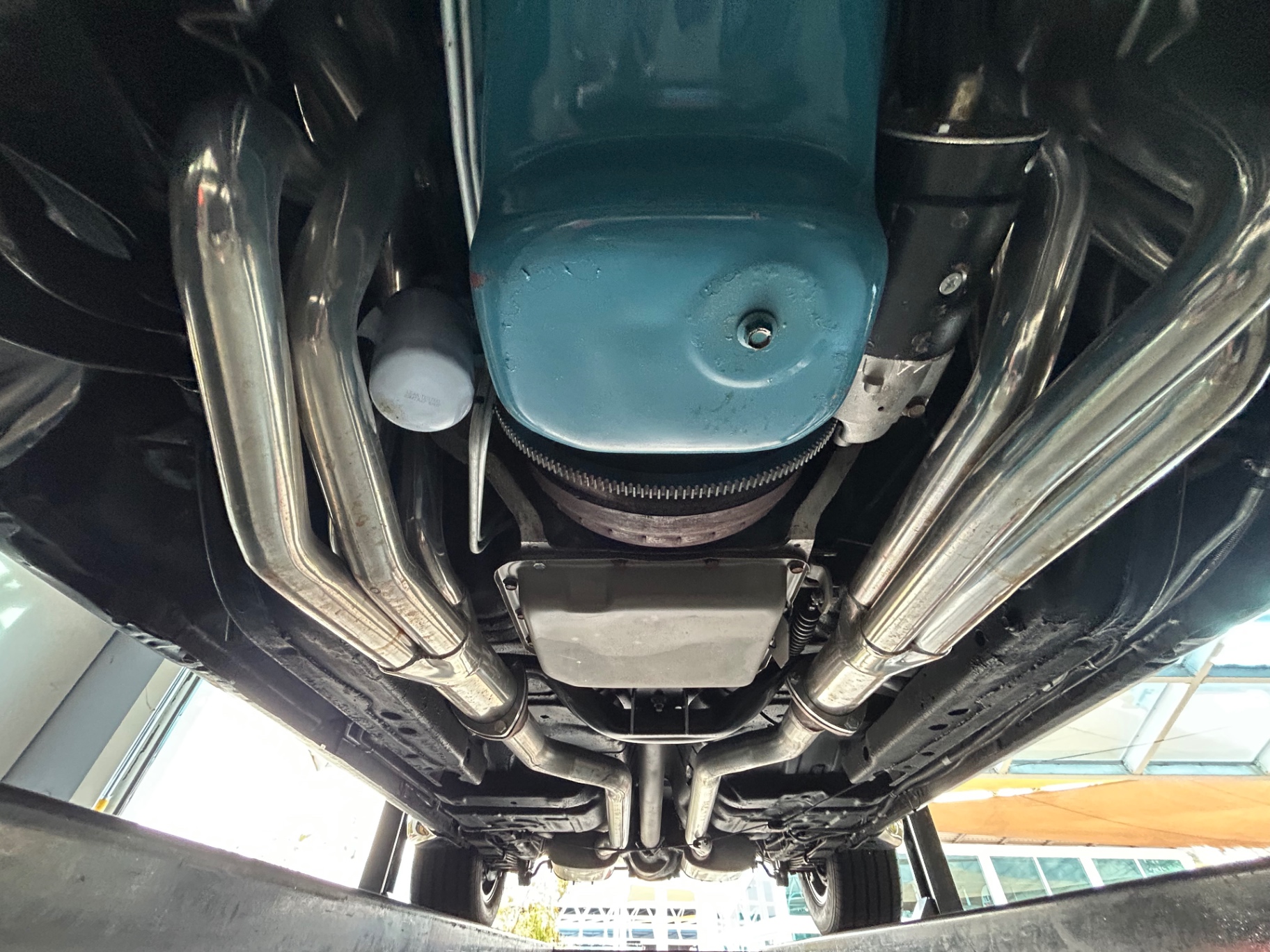 Vehicle photo 62