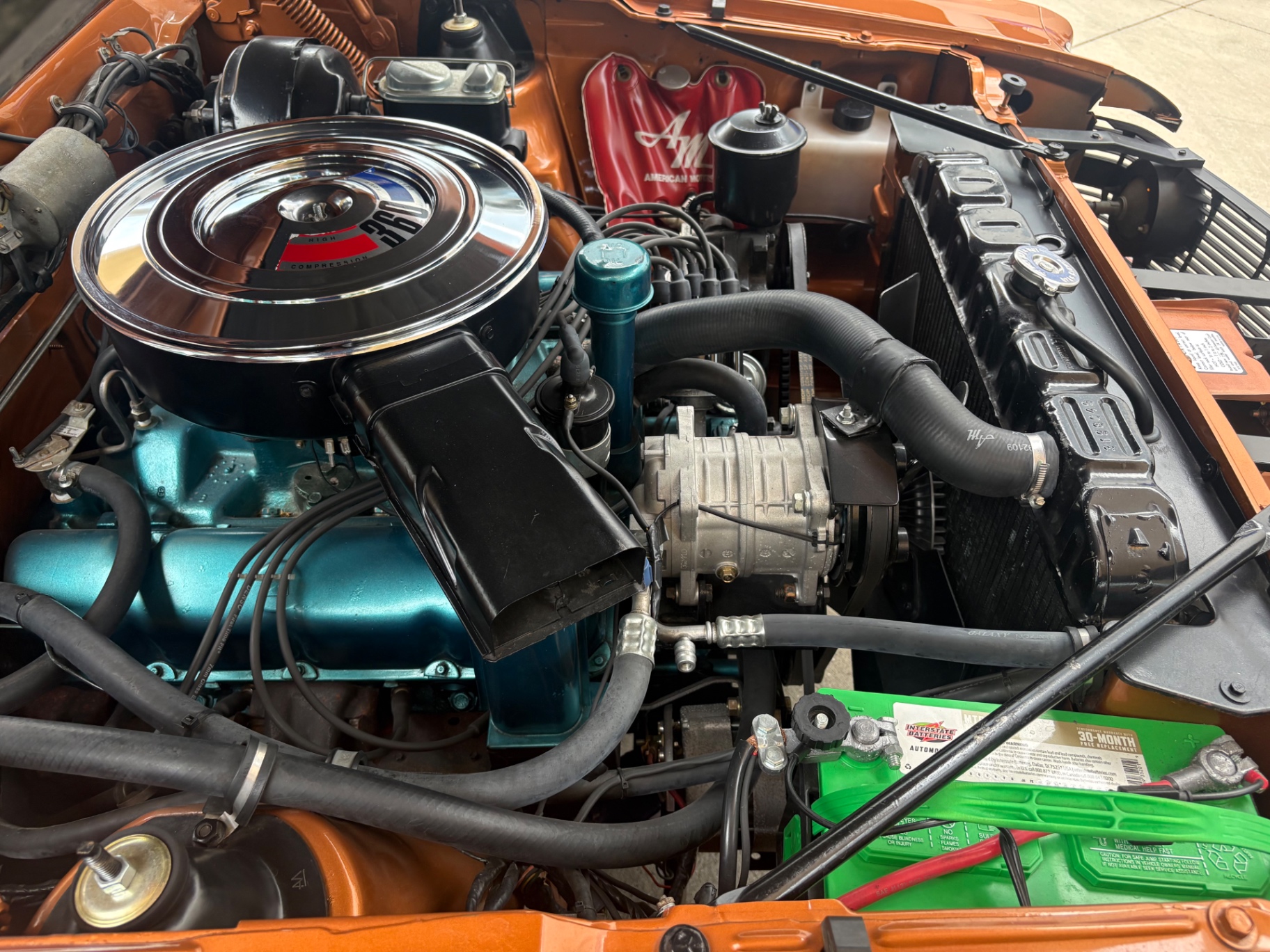 Vehicle photo 26