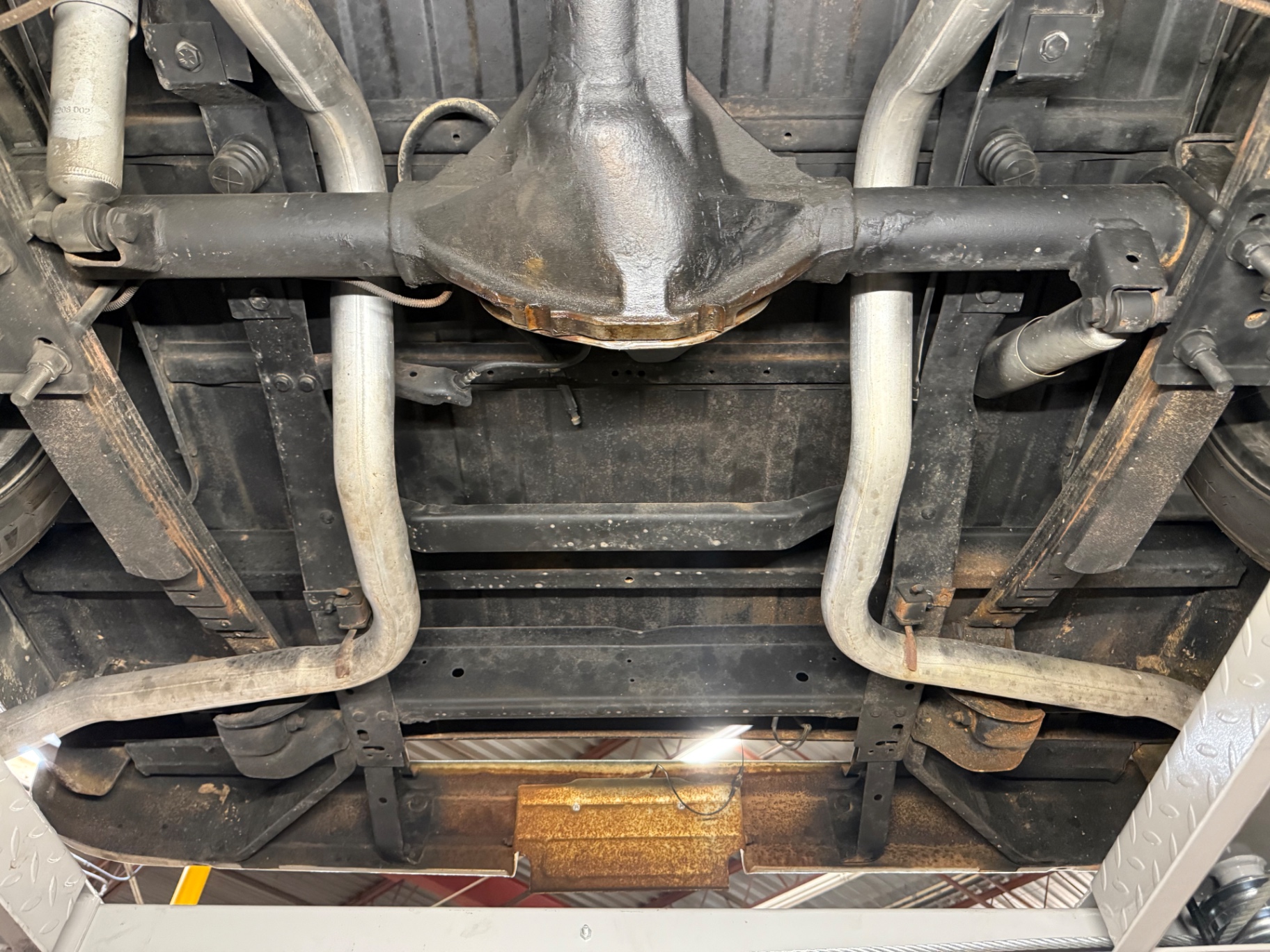 Vehicle photo 39