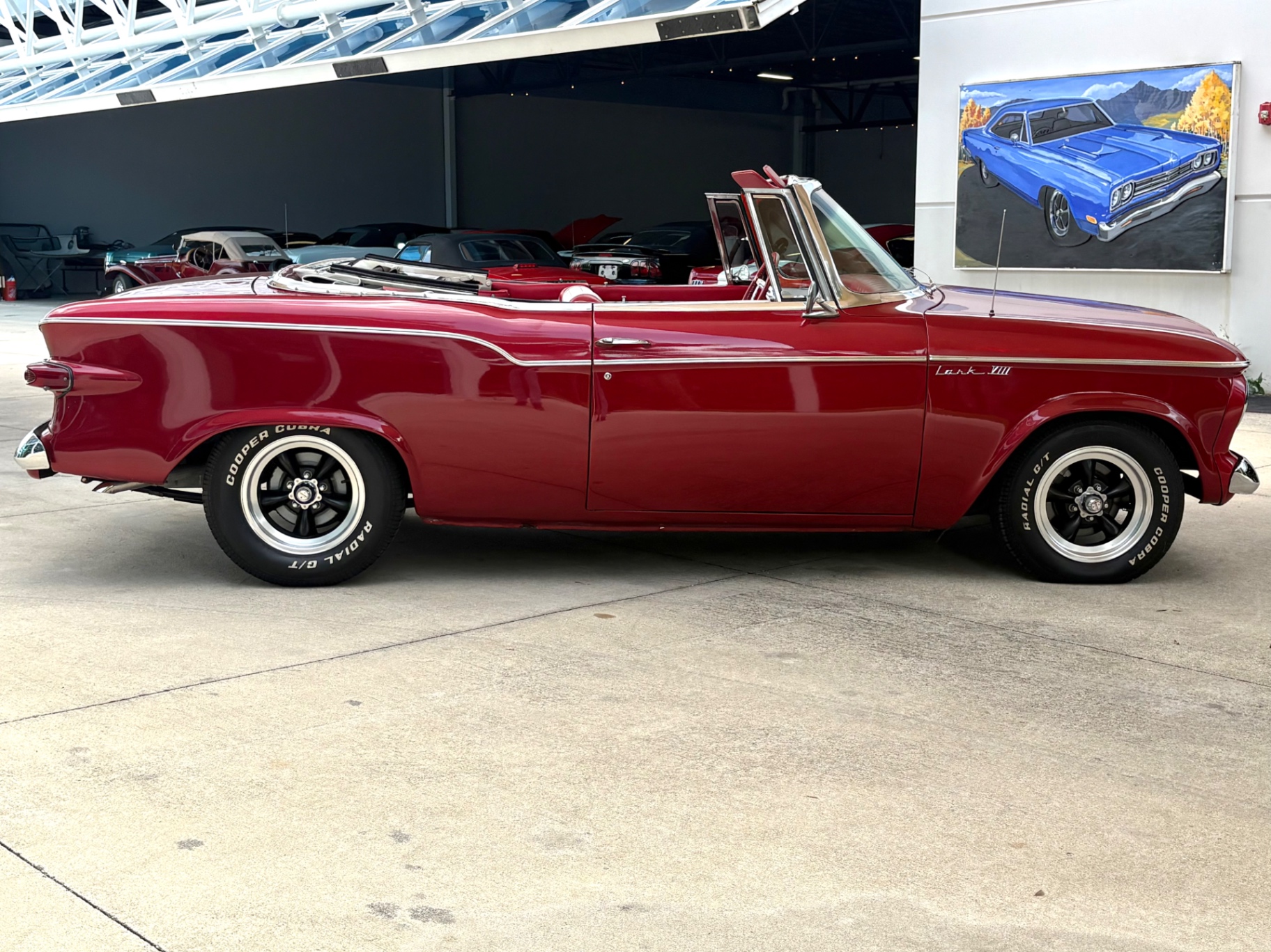 Vehicle photo 5