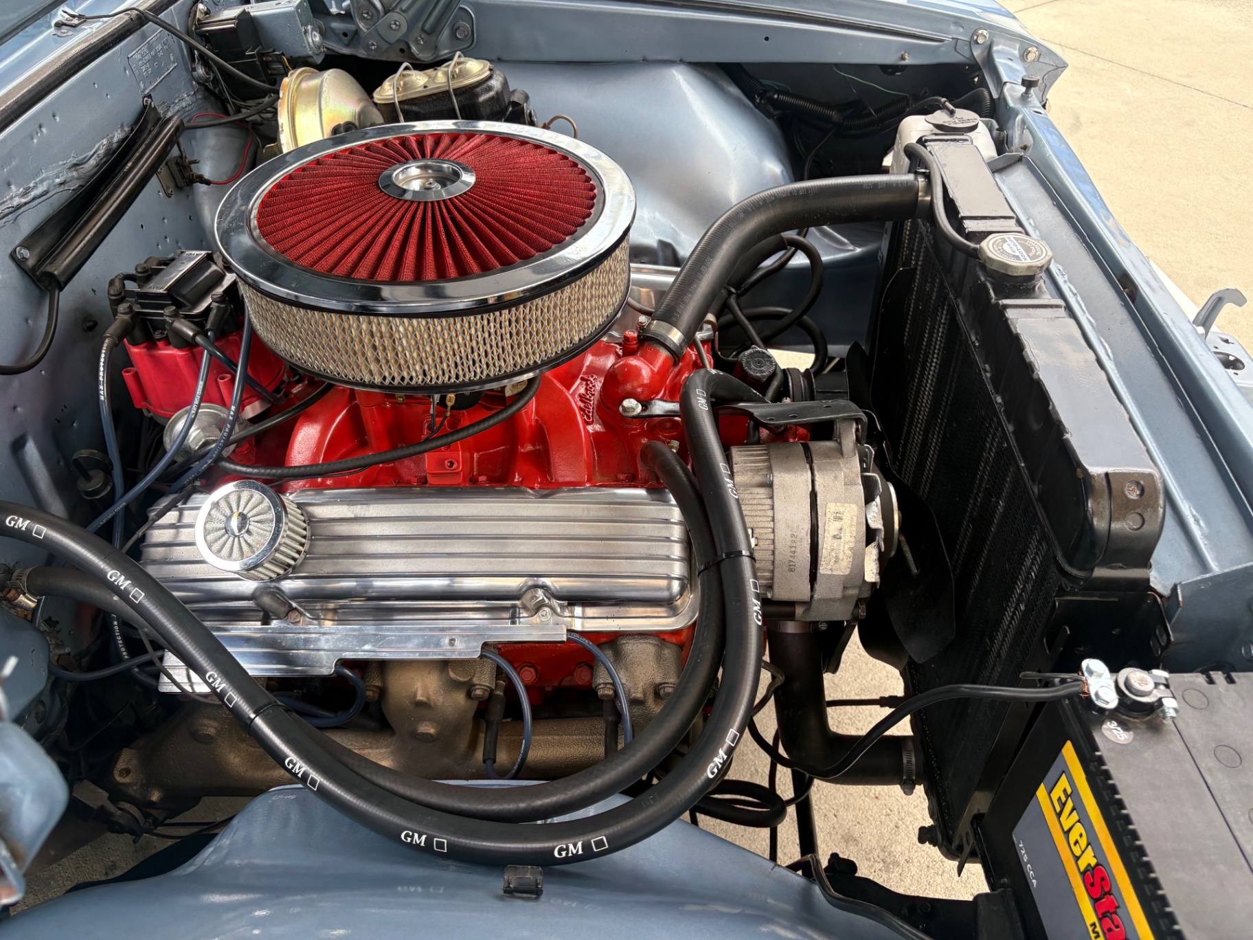 Vehicle photo 28