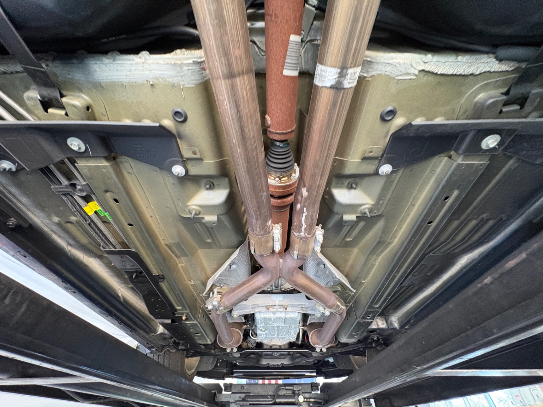 Vehicle photo 56