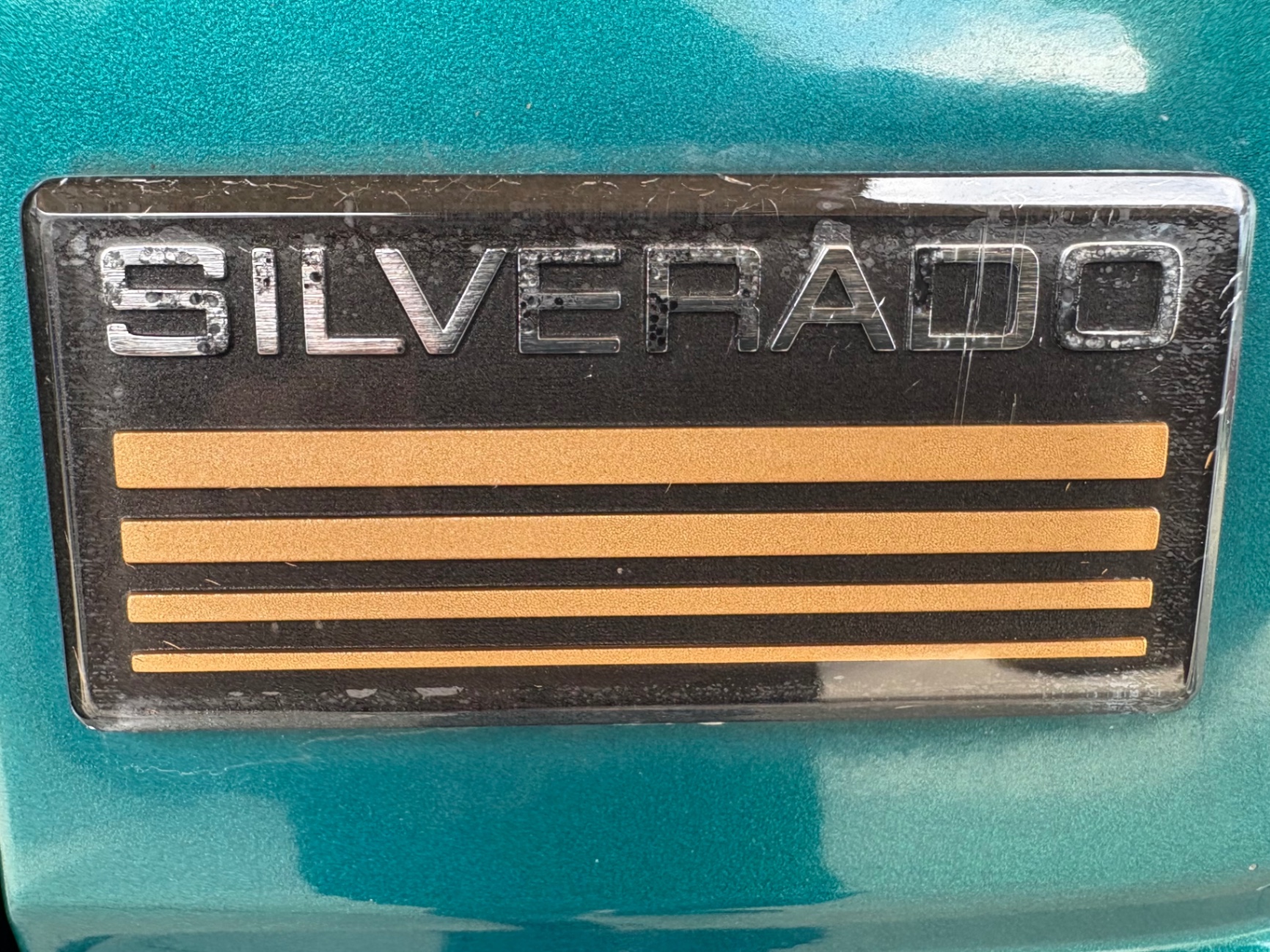 Vehicle photo 23