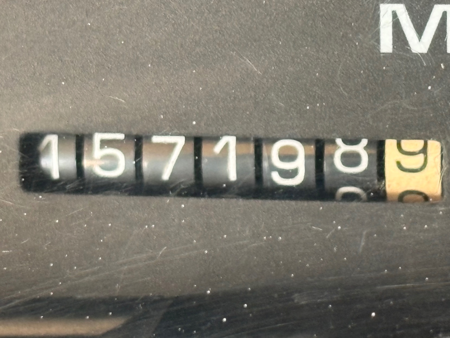 Vehicle photo 24