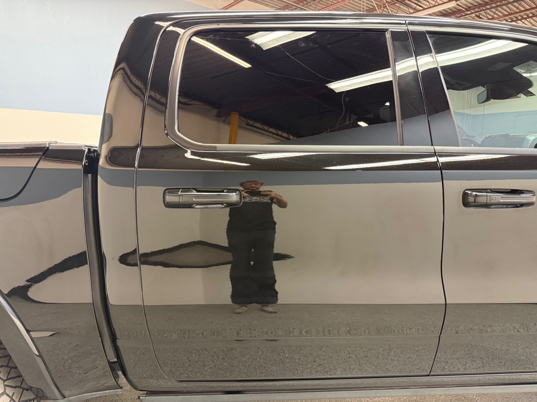 Vehicle photo 21