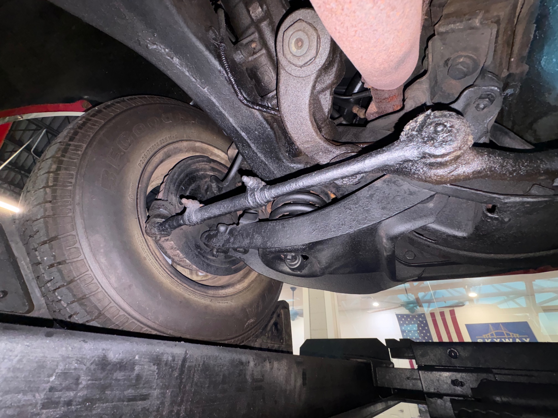 Vehicle photo 58