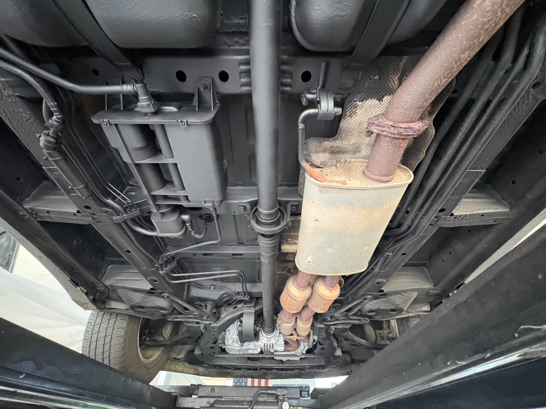 Vehicle photo 54