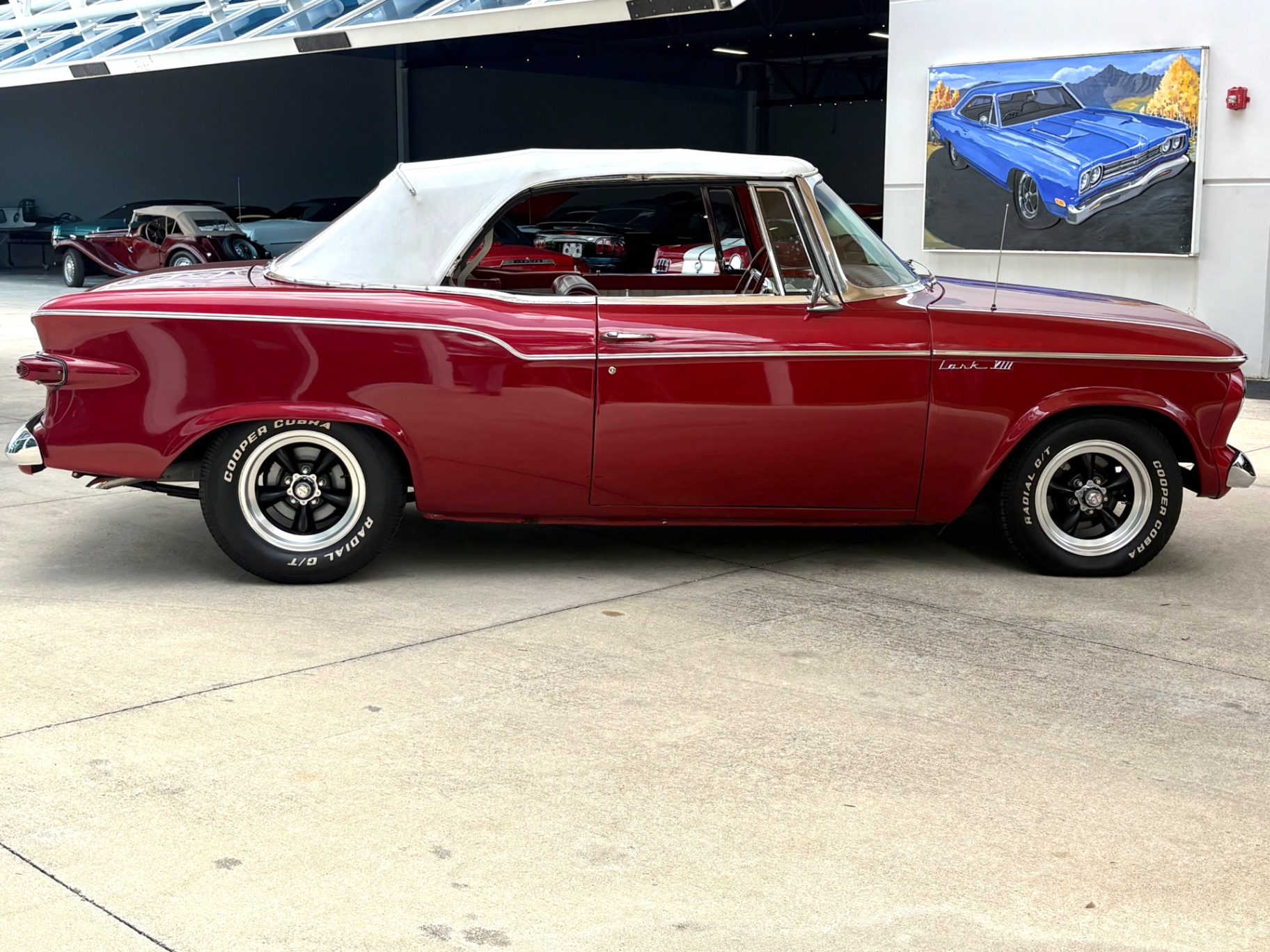 Vehicle photo 22
