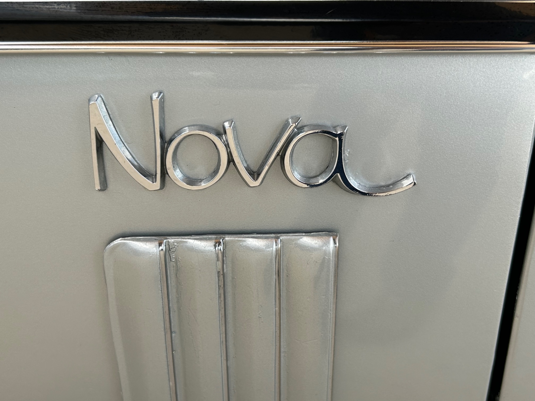 Vehicle photo 14