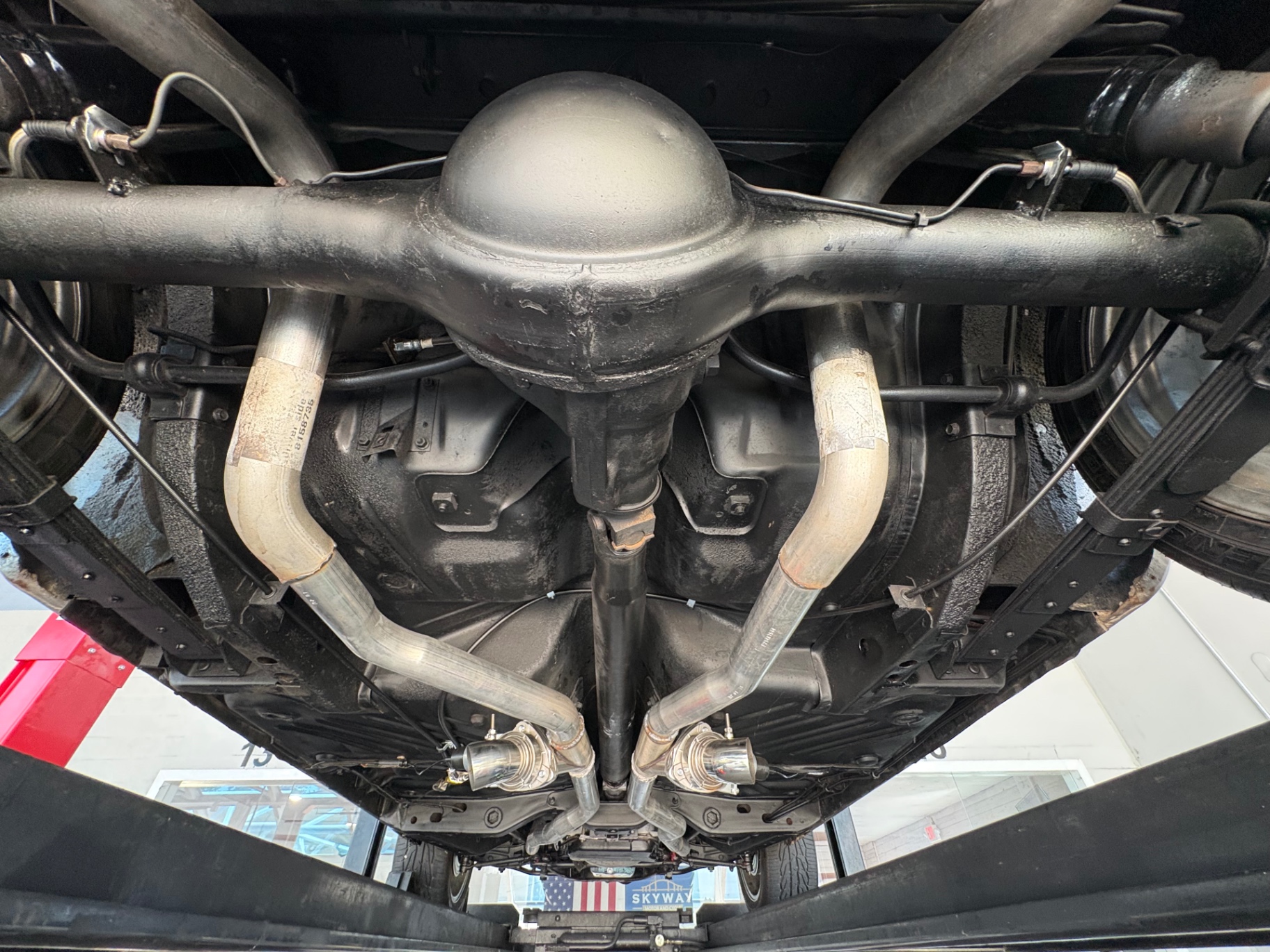 Vehicle photo 48