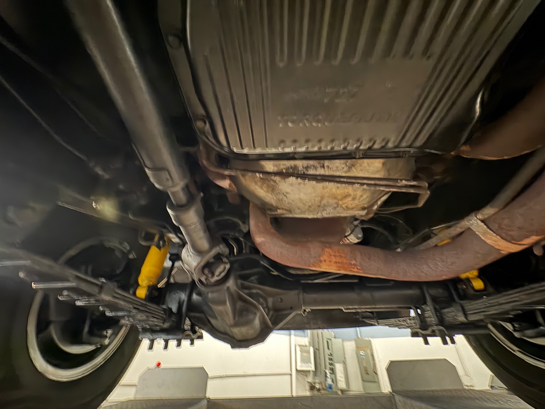 Vehicle photo 34