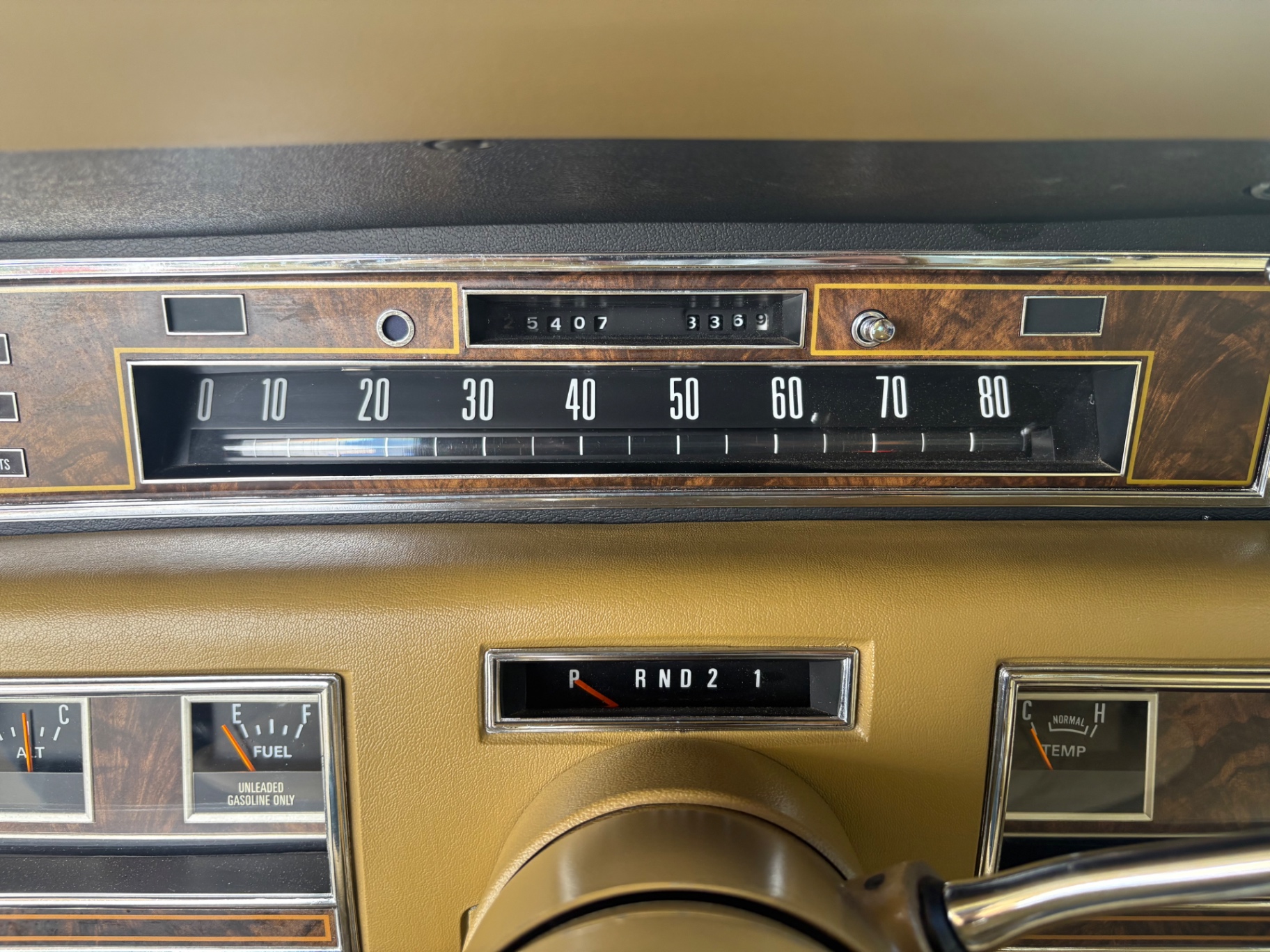 Vehicle photo 37
