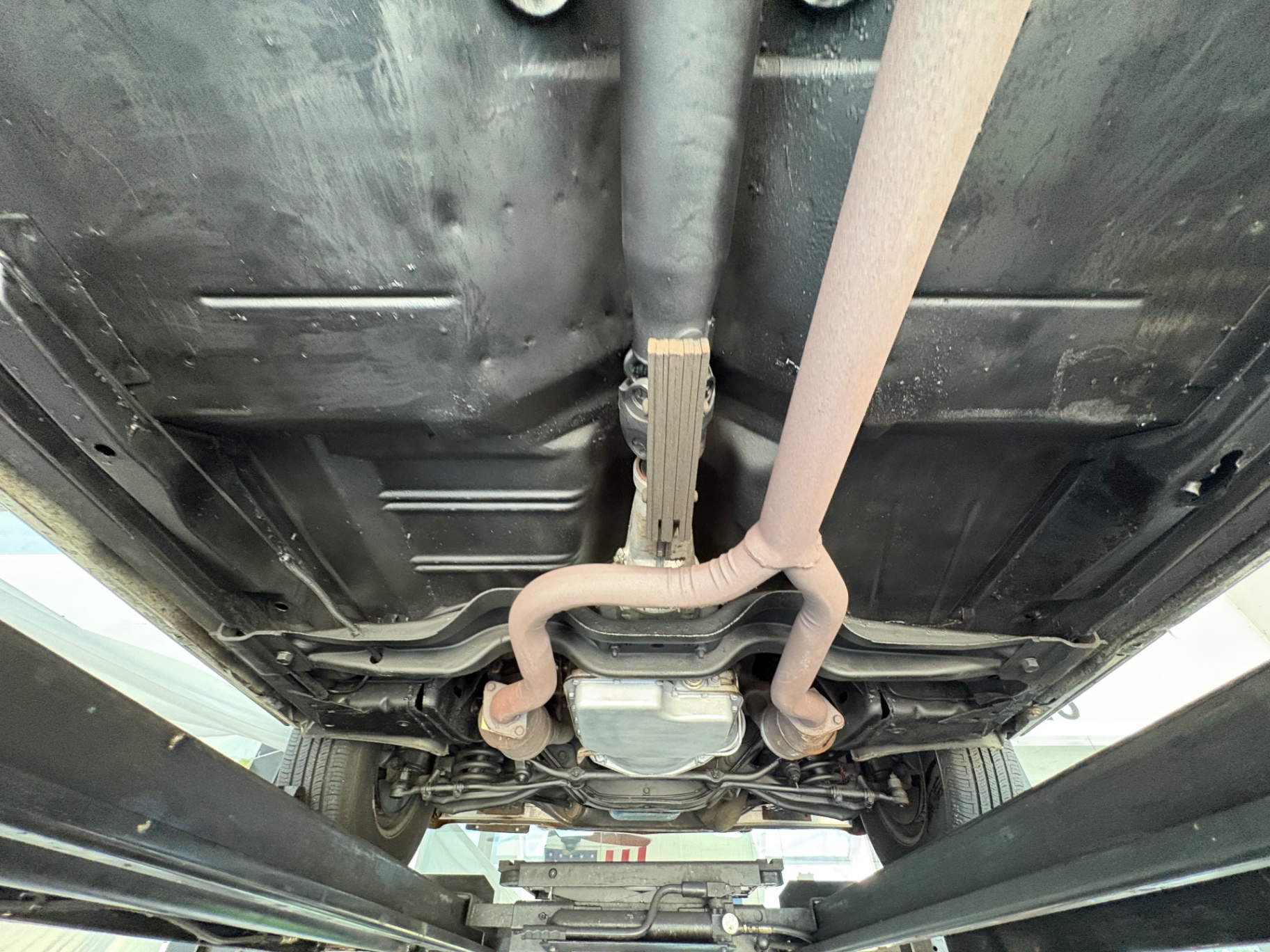 Vehicle photo 50