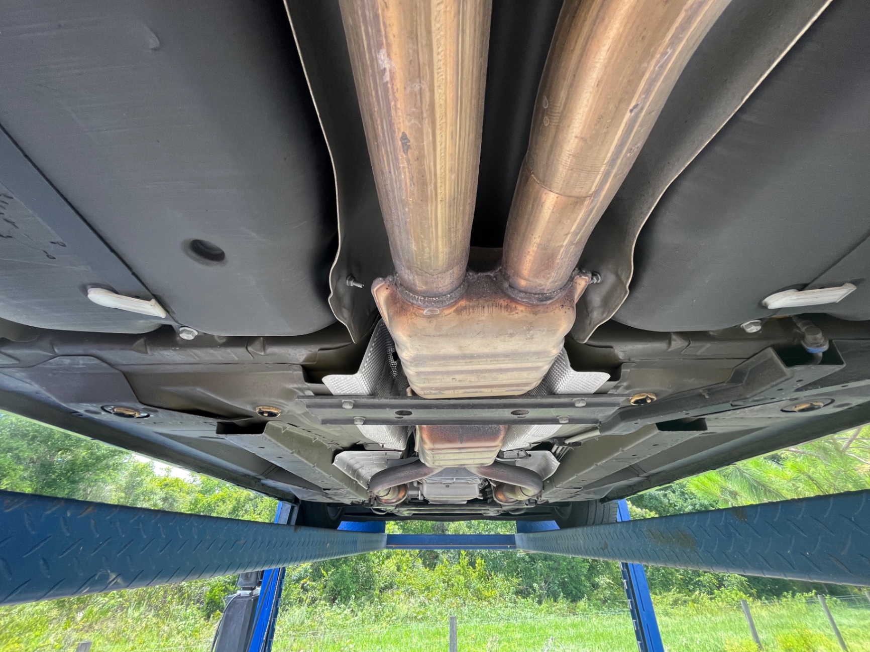 Vehicle photo 31
