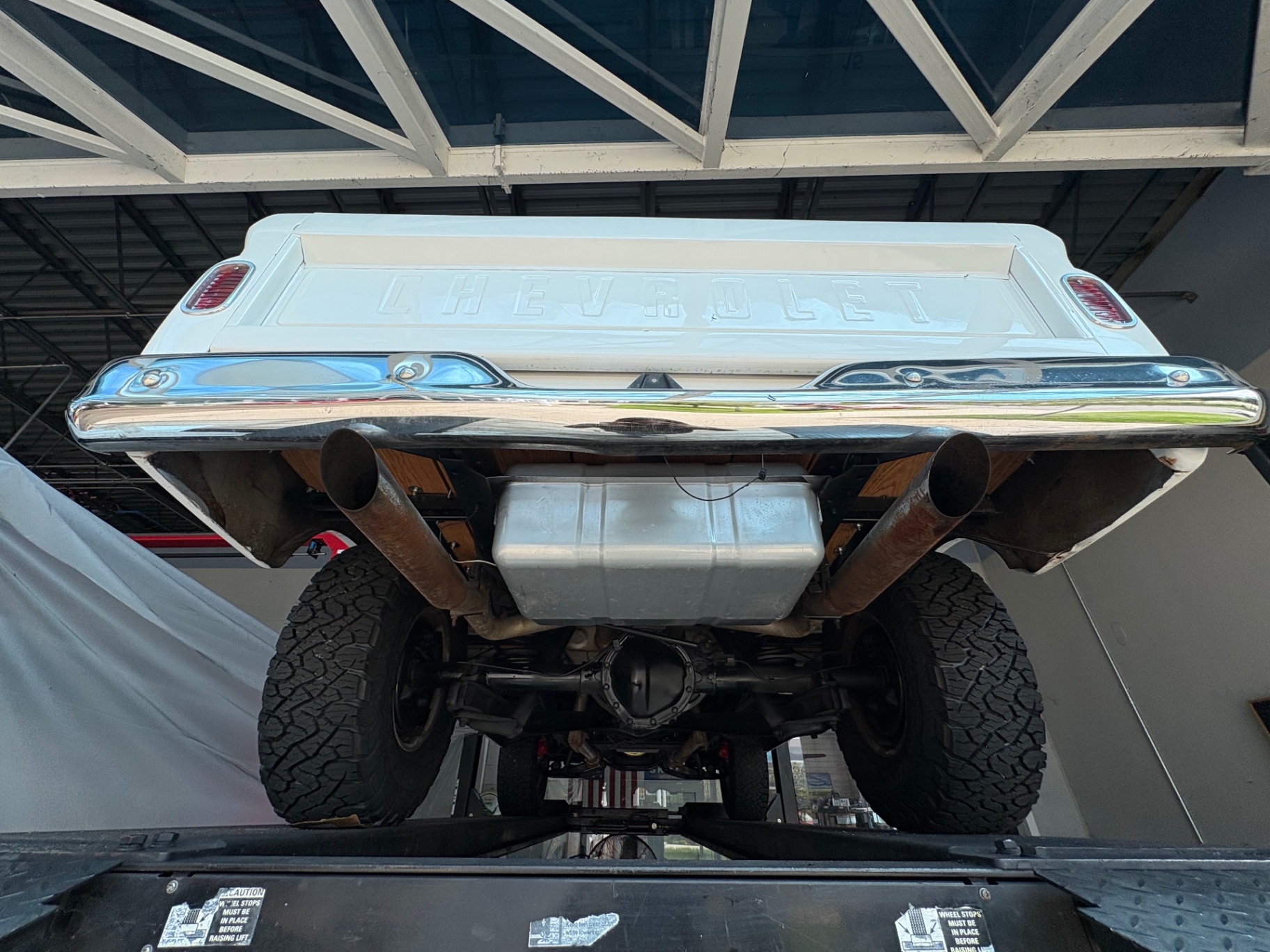 Vehicle photo 41