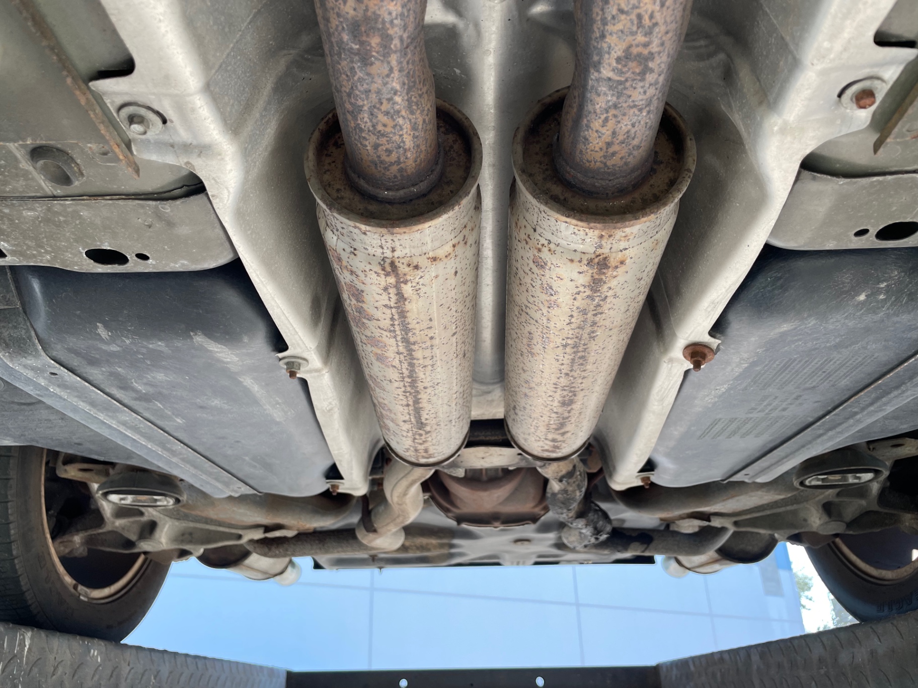 Vehicle photo 51