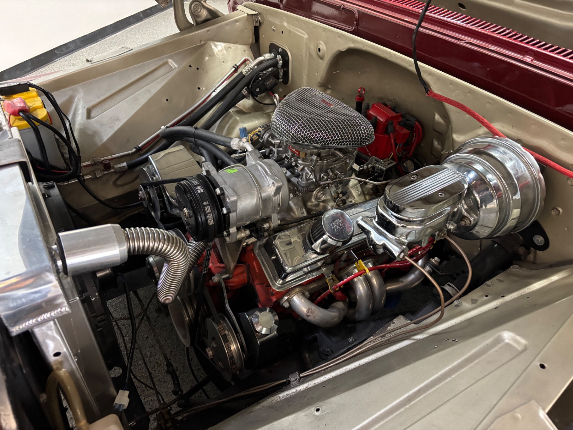 Vehicle photo 15