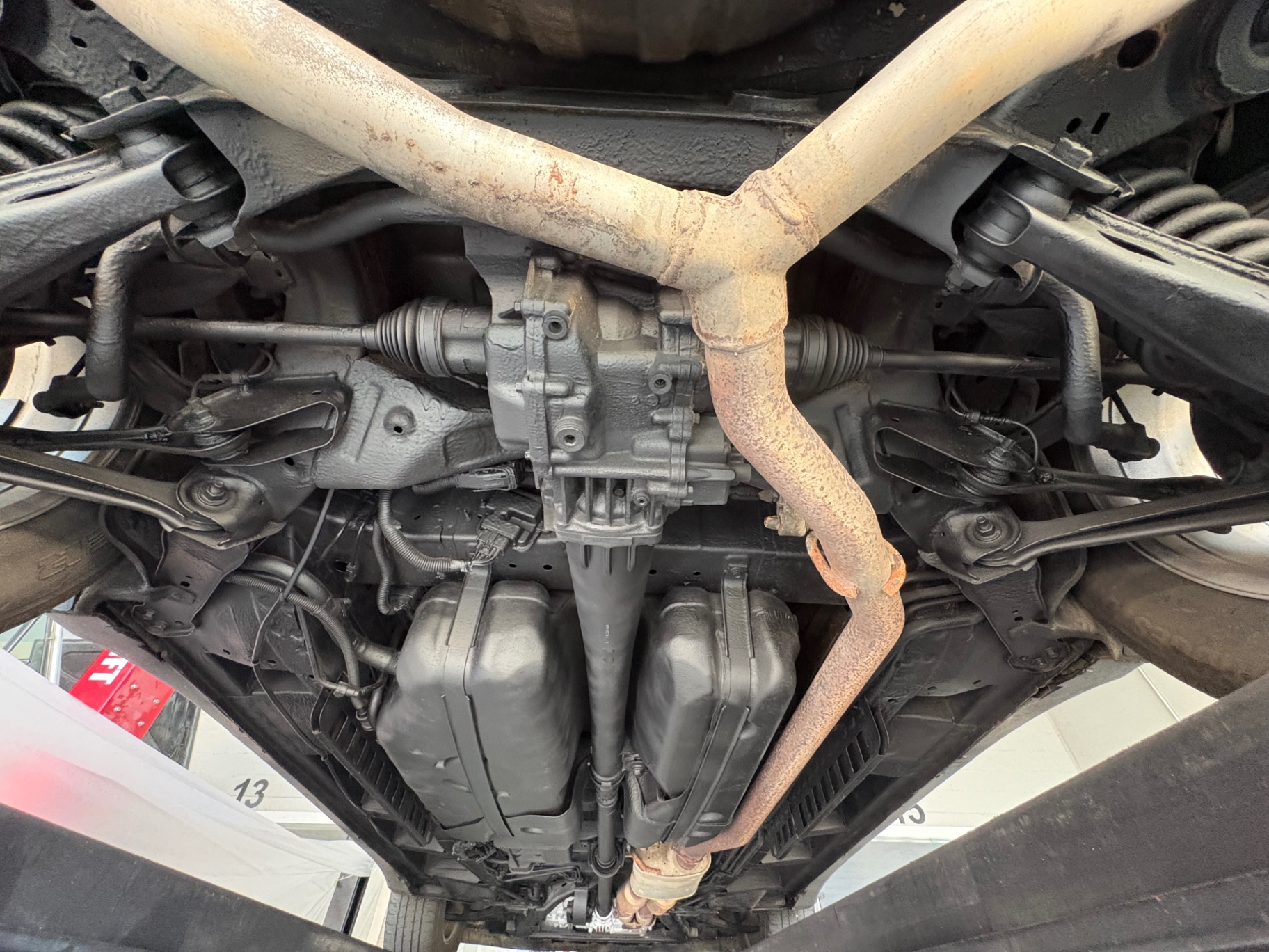 Vehicle photo 49