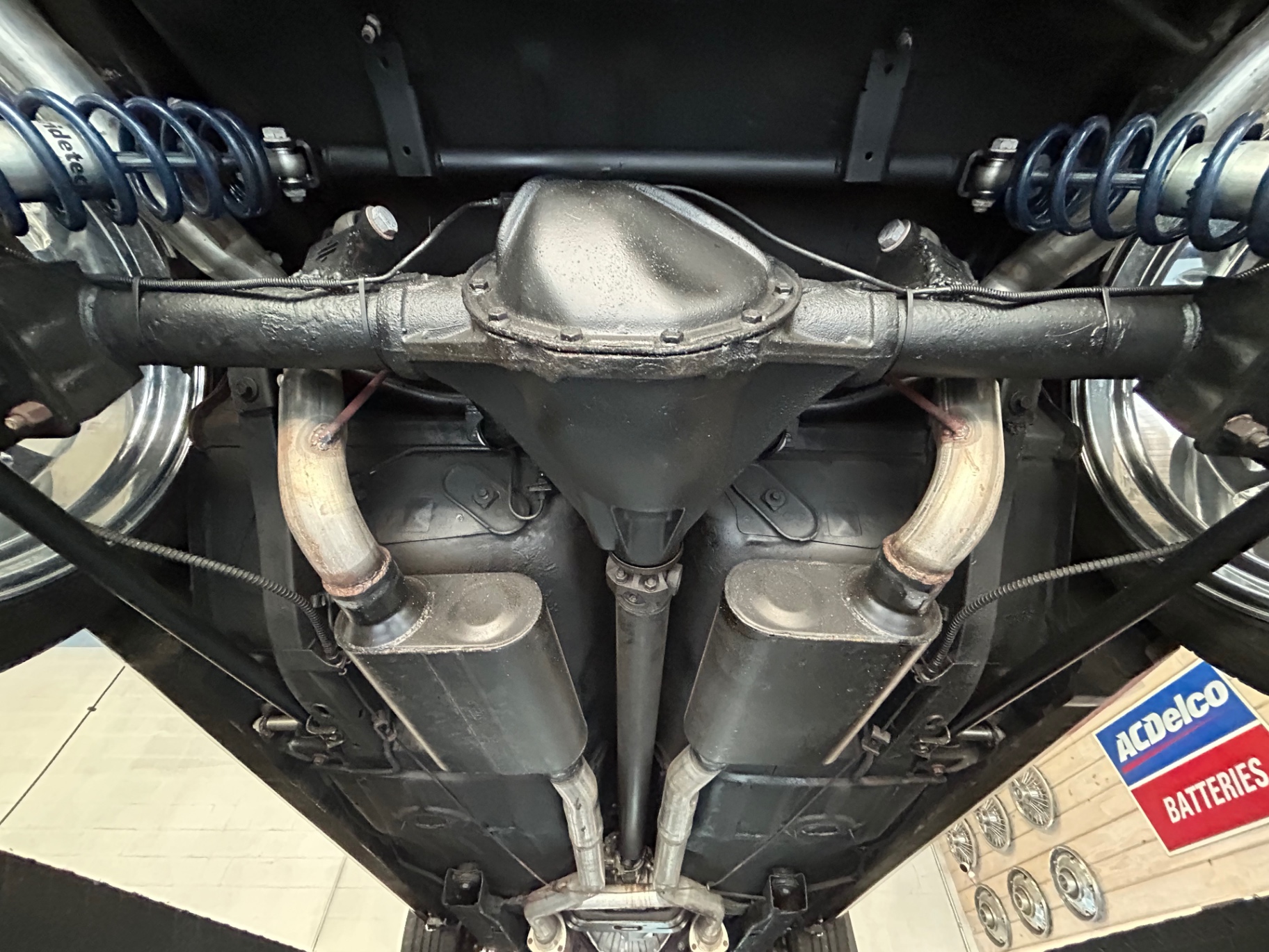 Vehicle photo 47