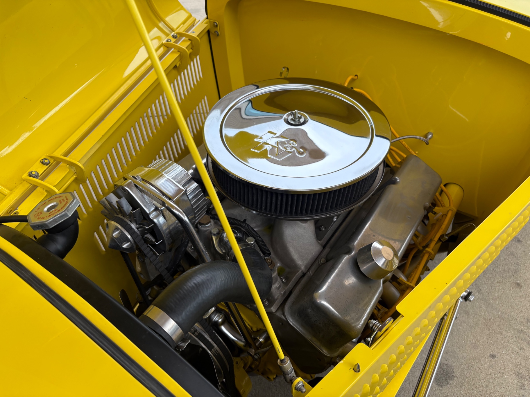 Vehicle photo 32