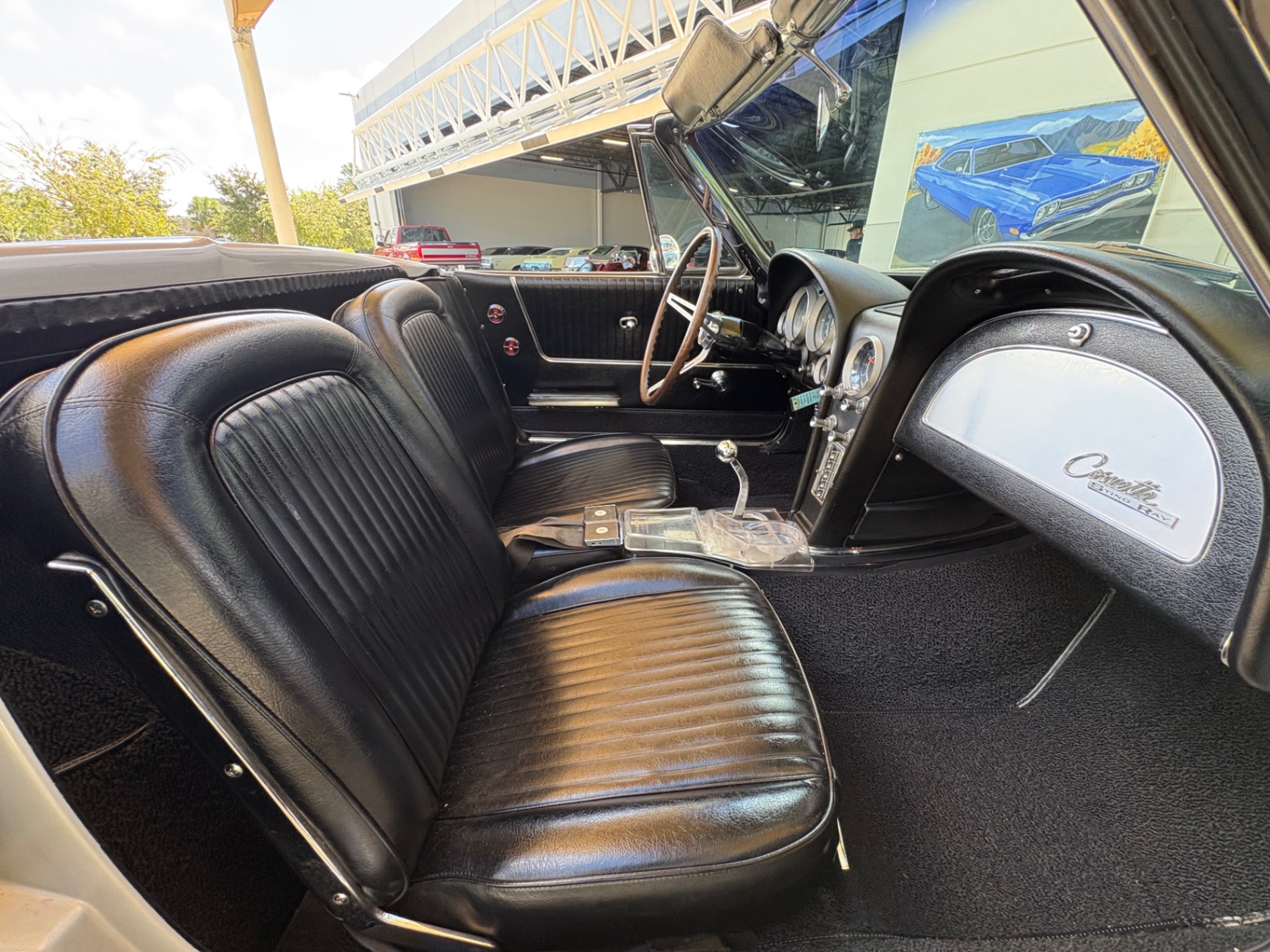 Vehicle photo 51