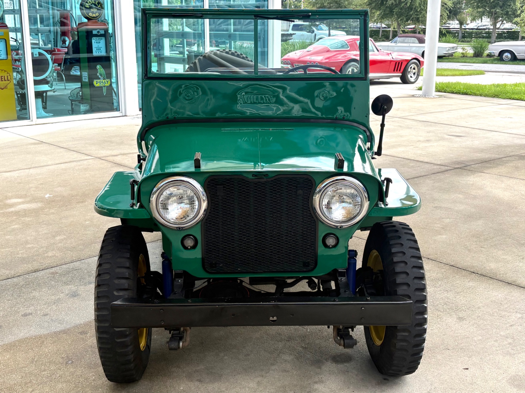 Vehicle photo 3