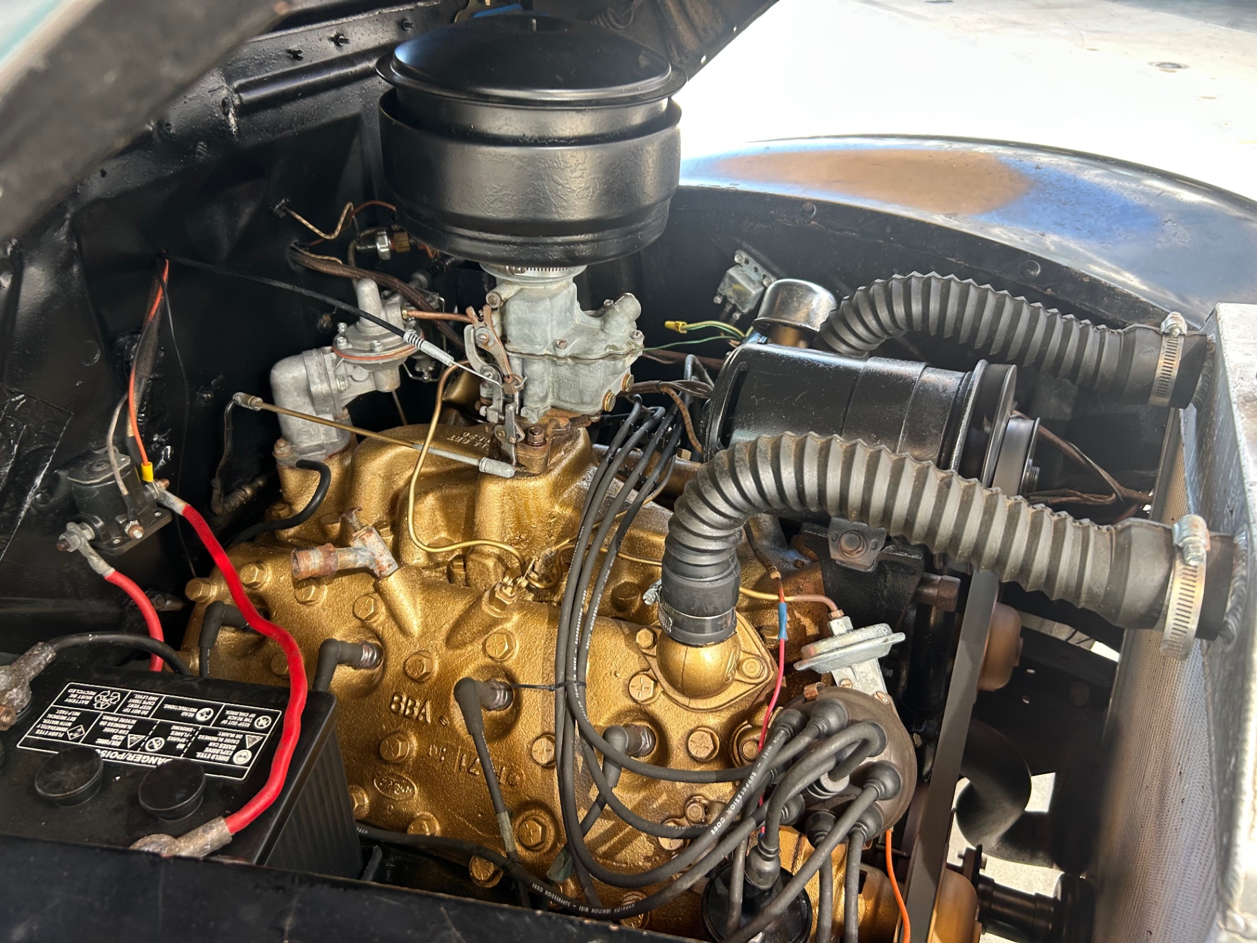 Vehicle photo 24