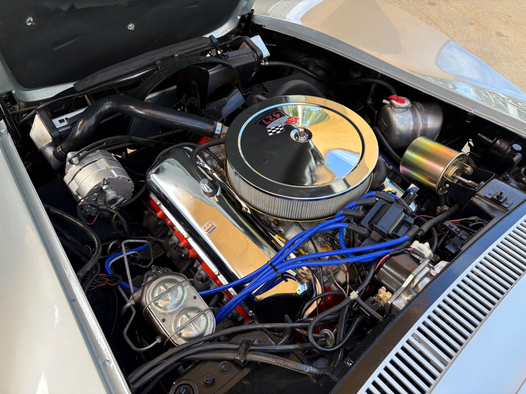 Vehicle photo 45
