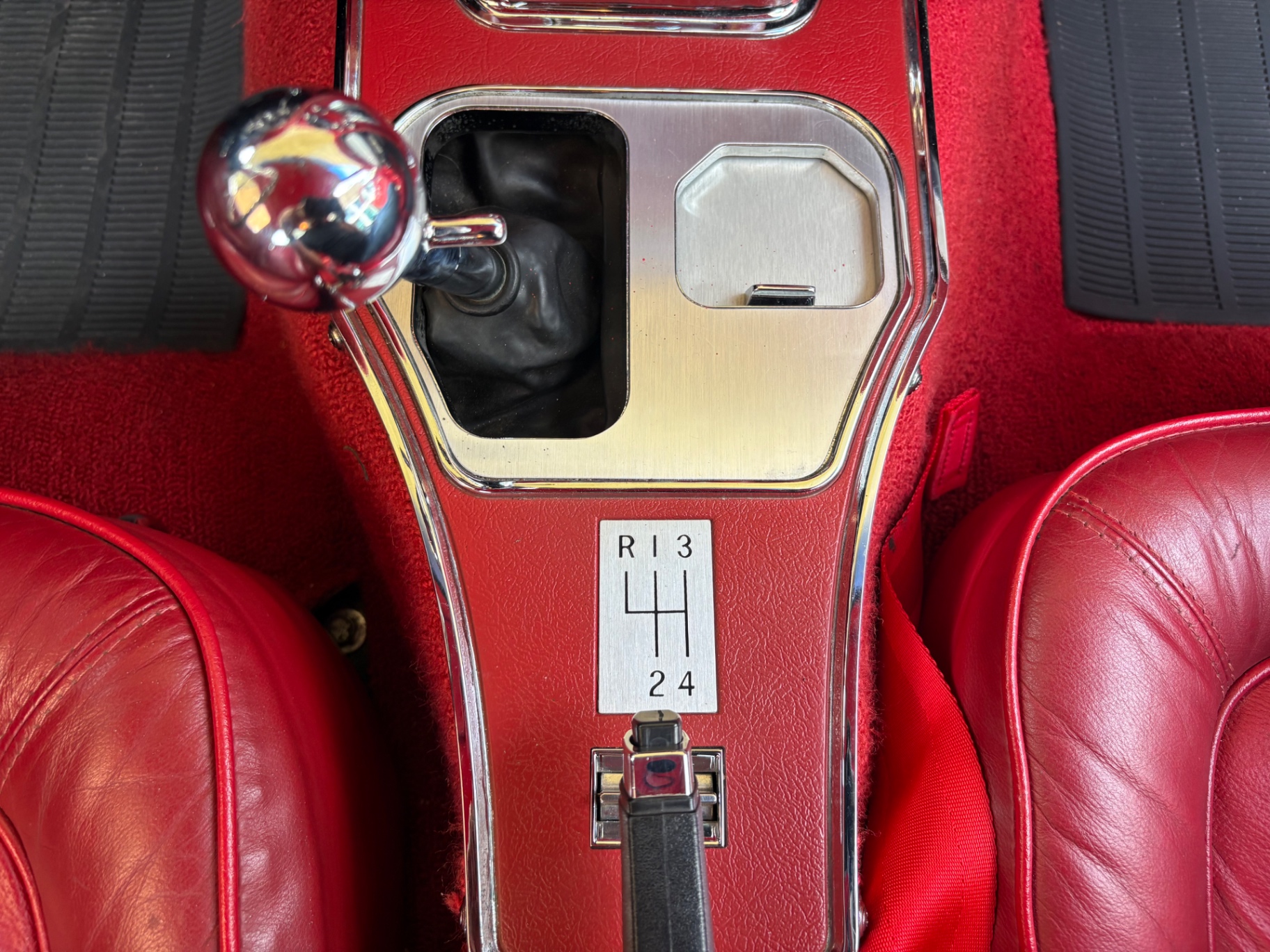 Vehicle photo 44