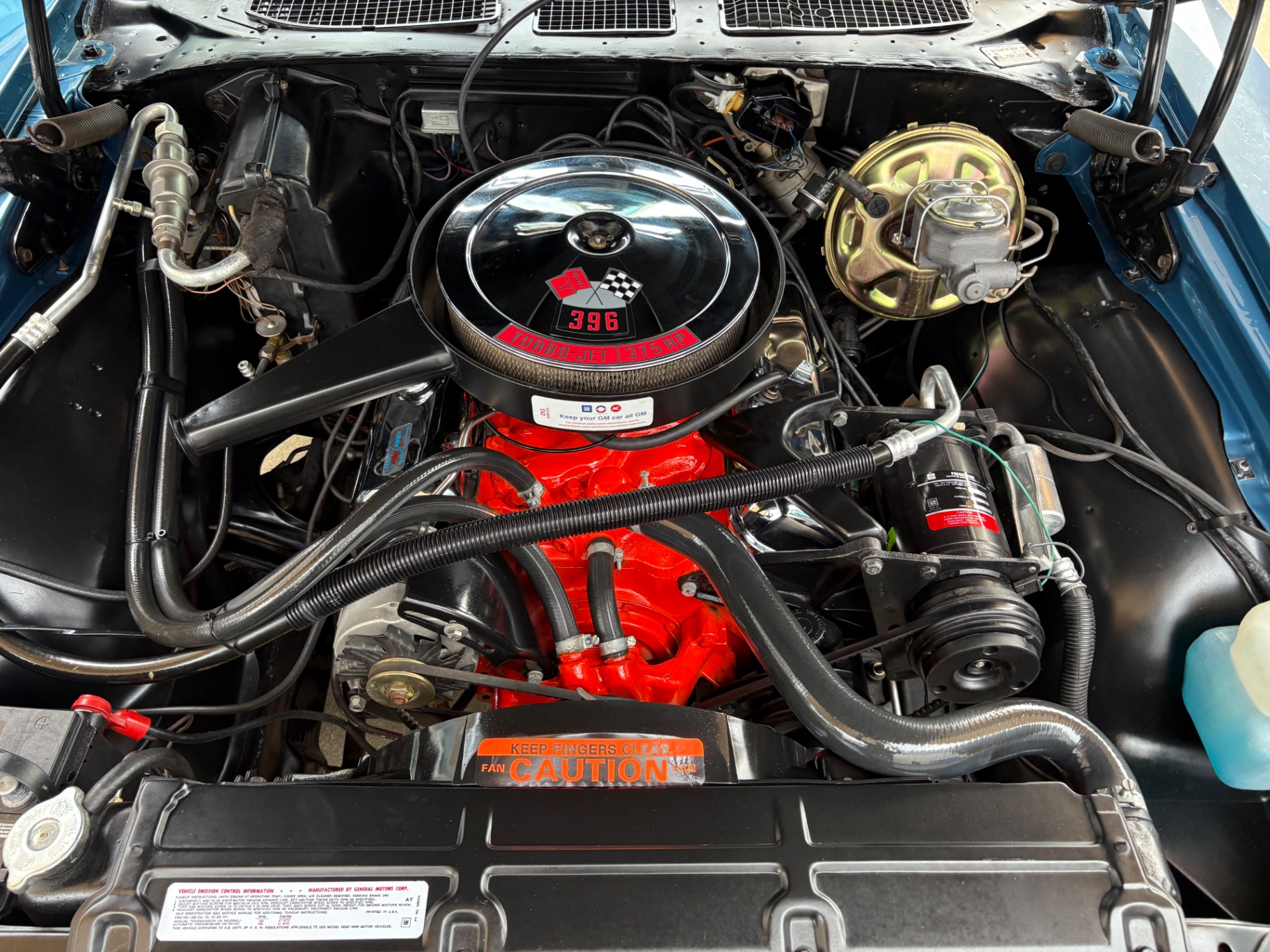 Vehicle photo 33