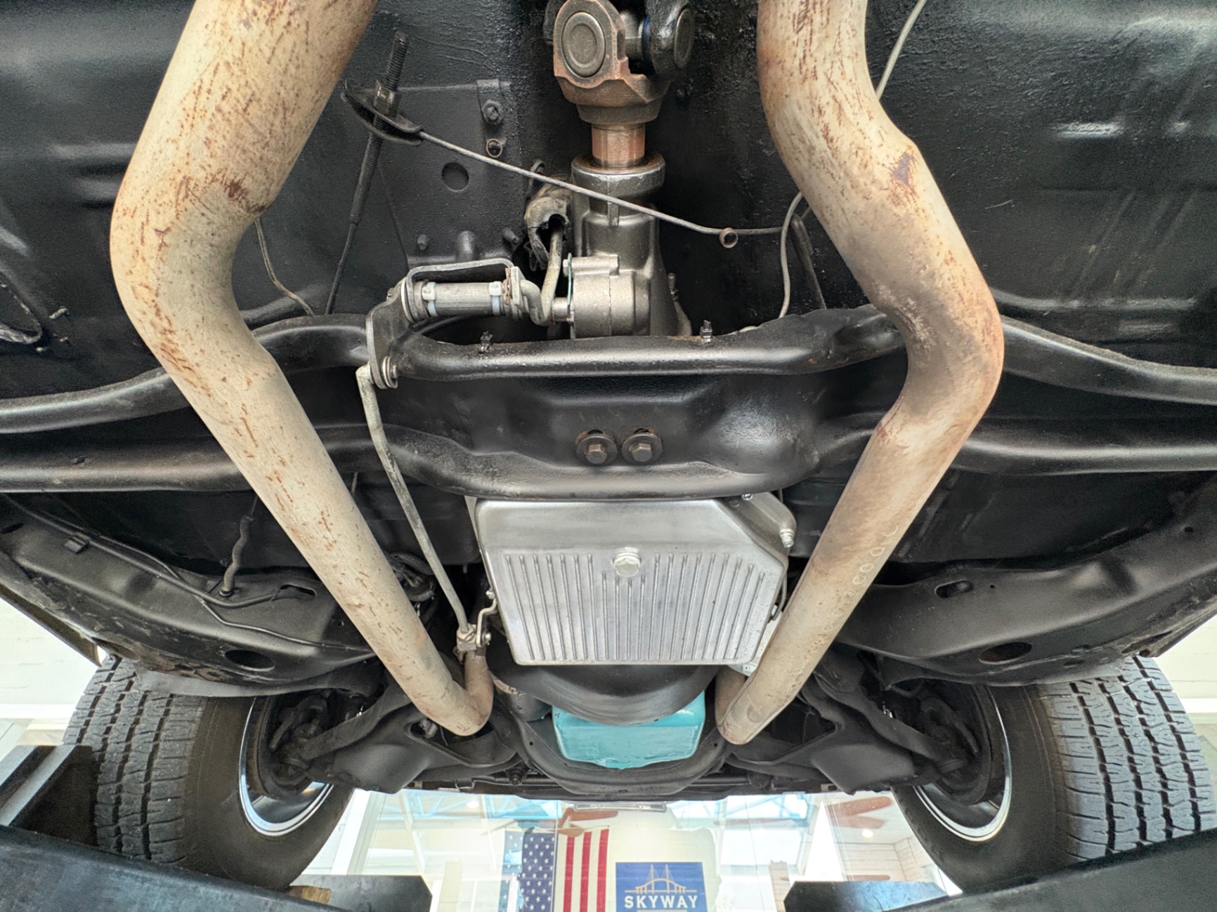 Vehicle photo 50
