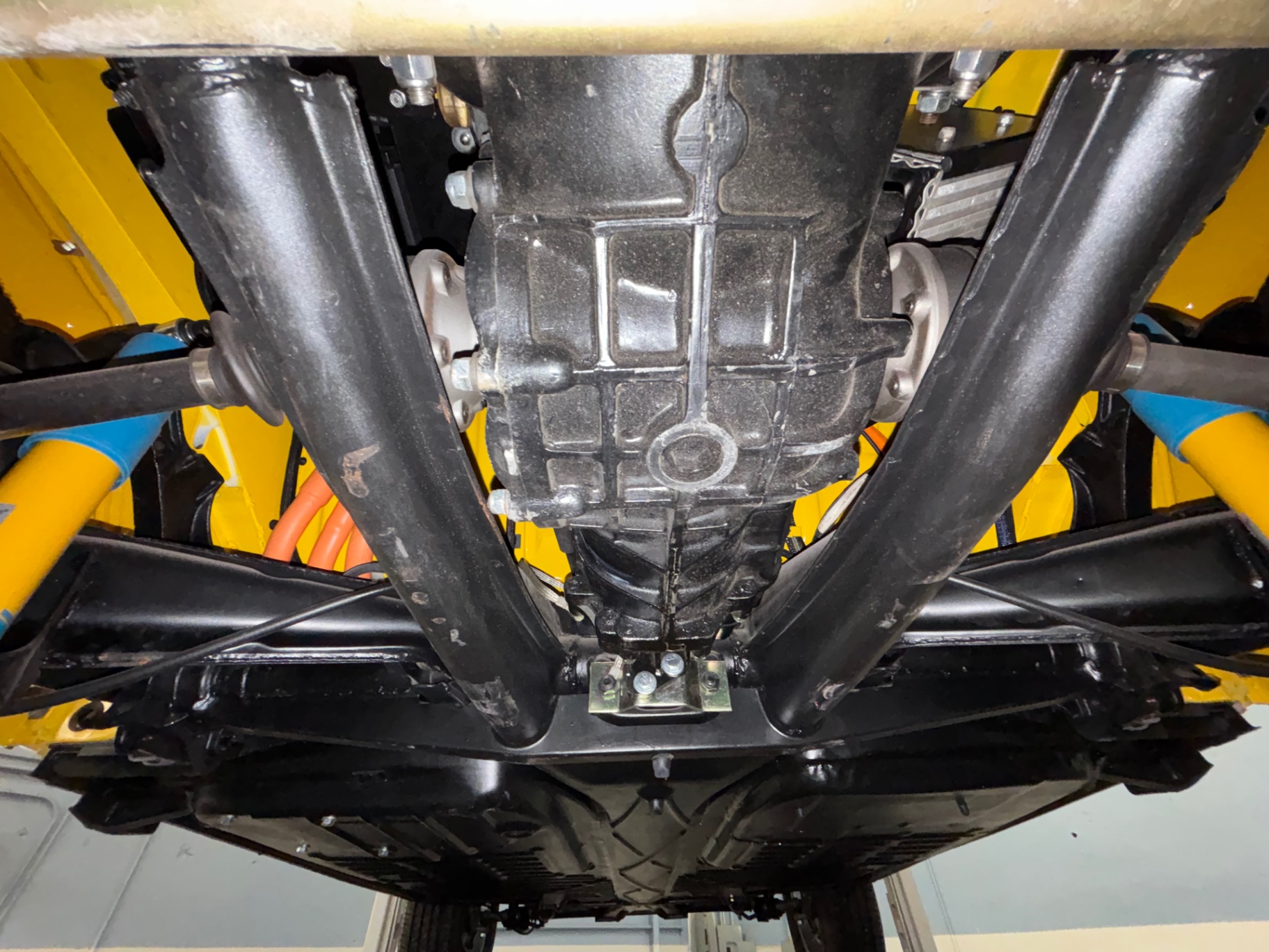 Vehicle photo 41