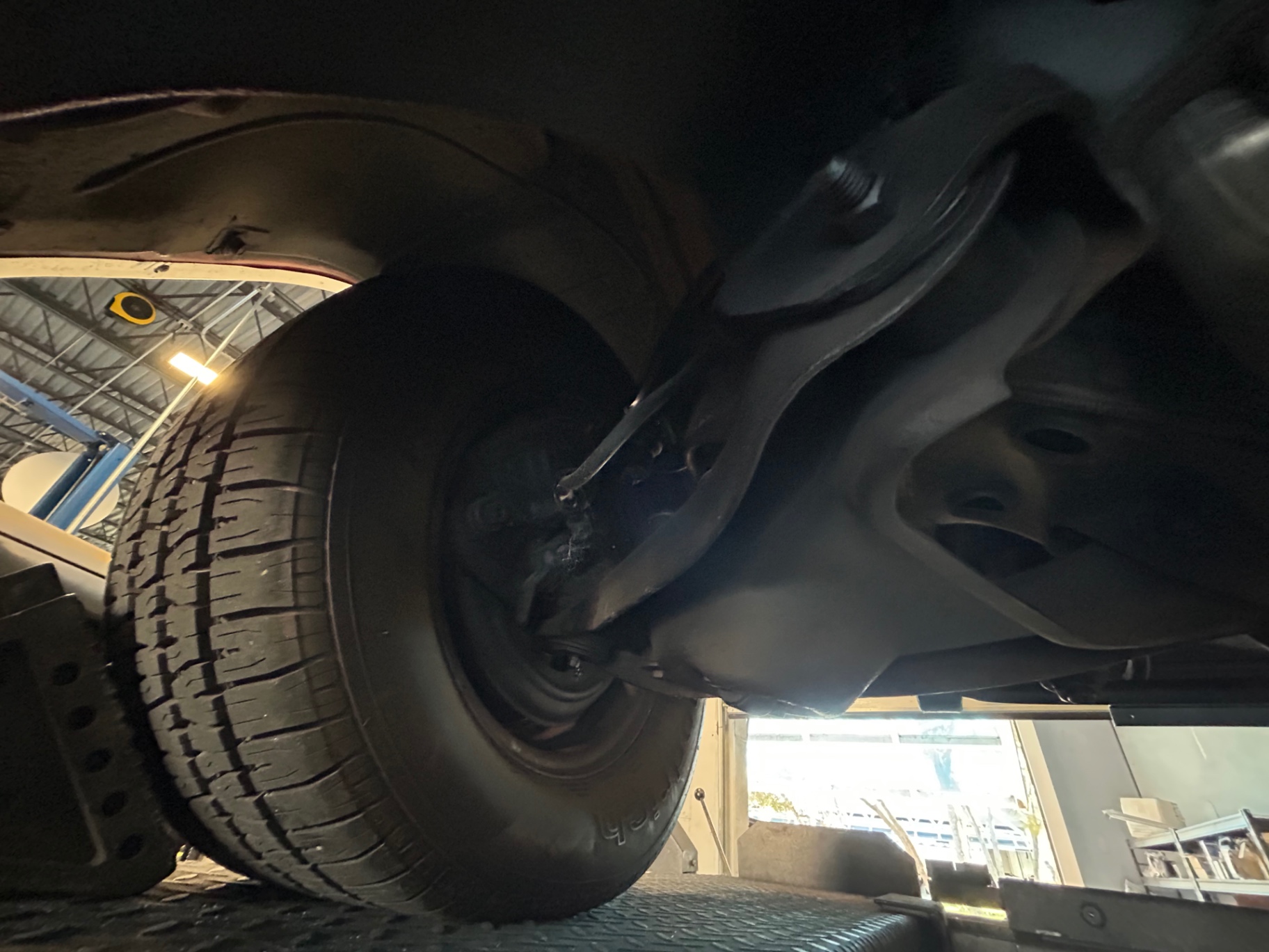 Vehicle photo 40