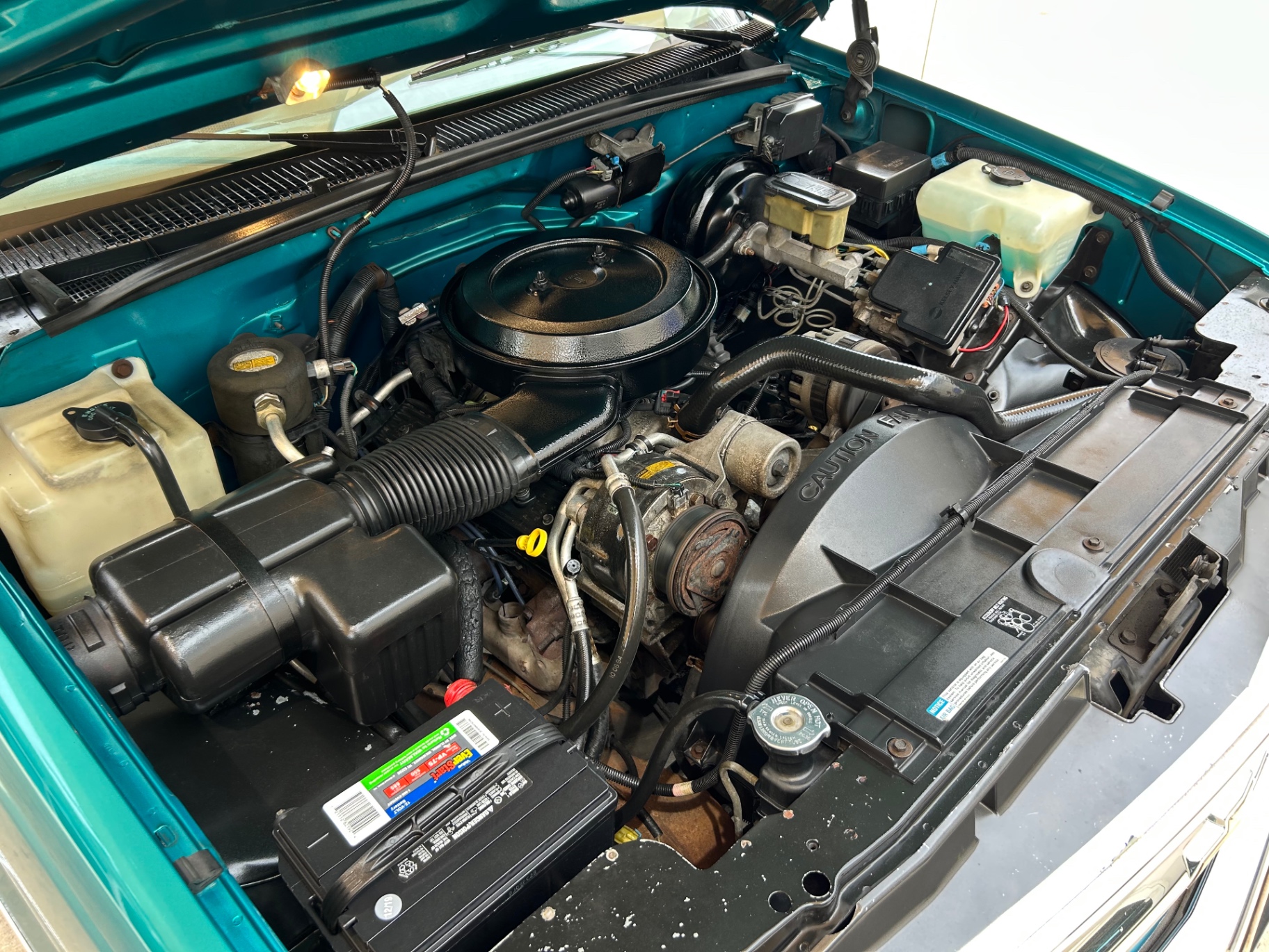 Vehicle photo 26