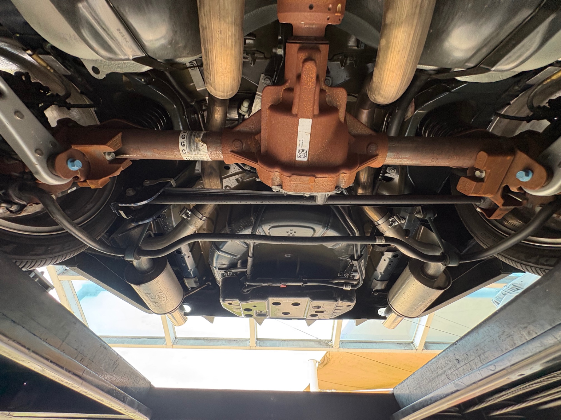 Vehicle photo 61