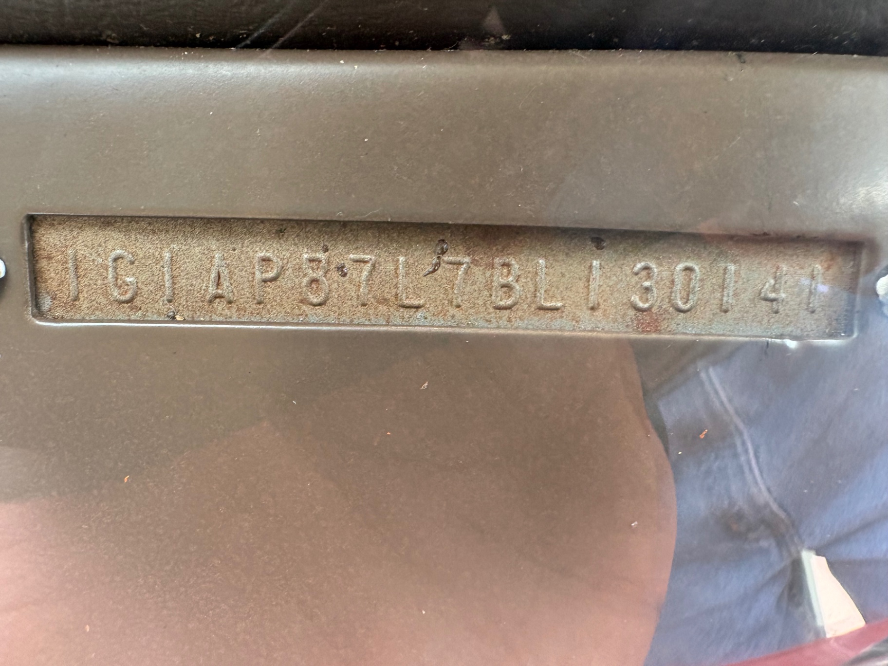 Vehicle photo 23