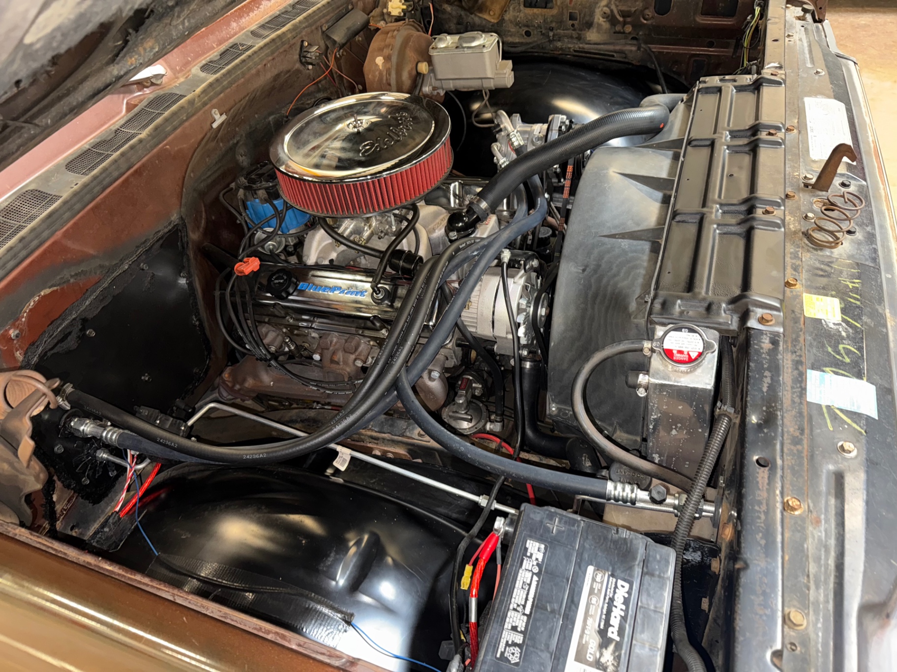 Vehicle photo 26