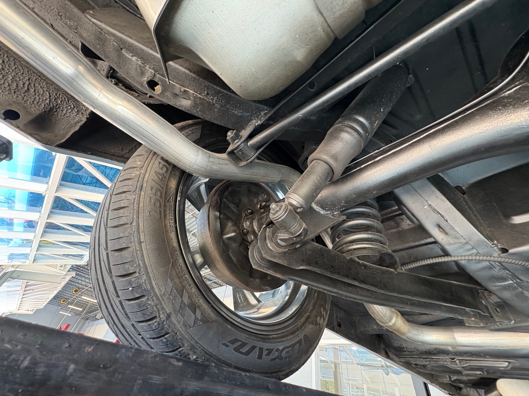 Vehicle photo 51