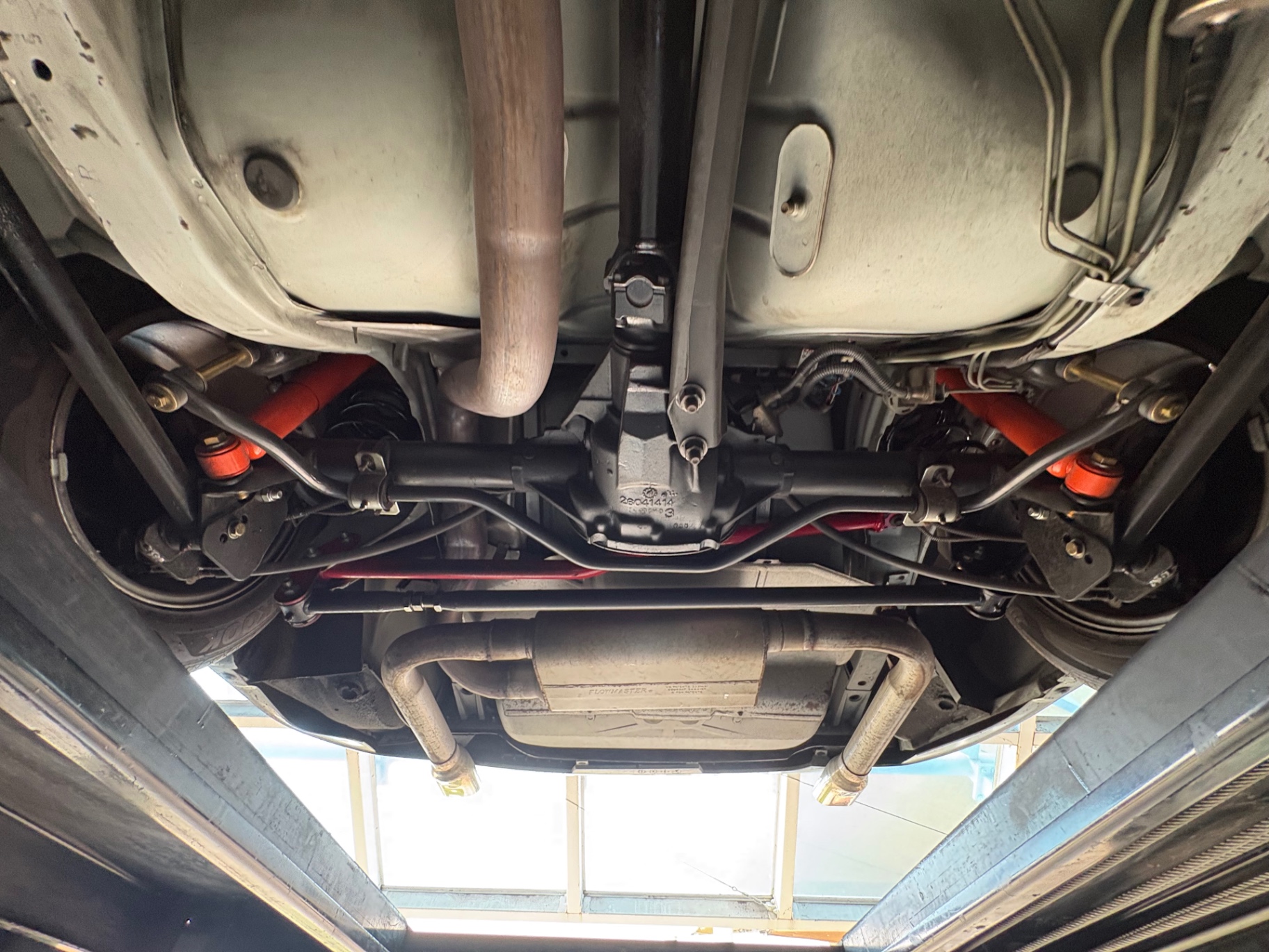 Vehicle photo 54