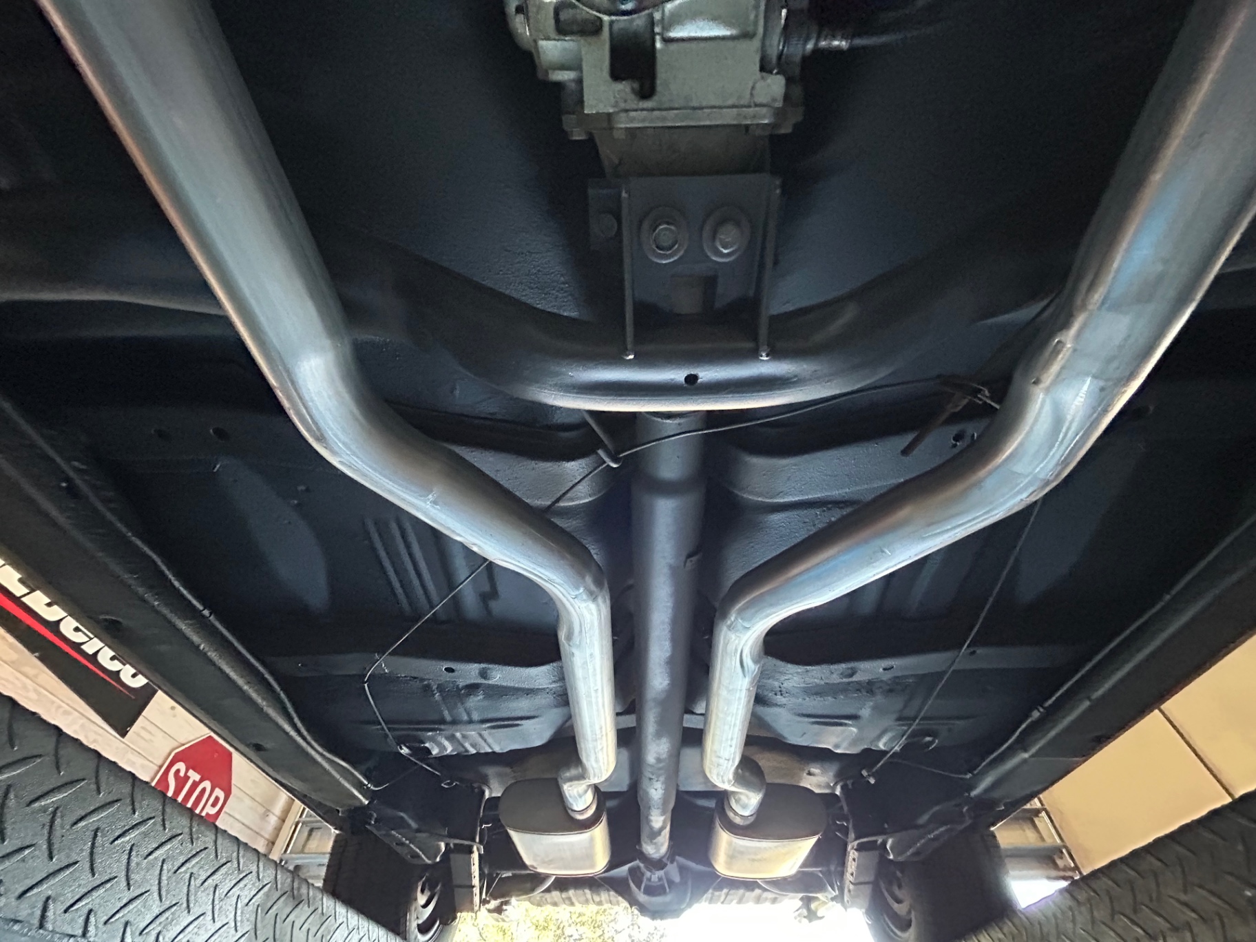 Vehicle photo 44