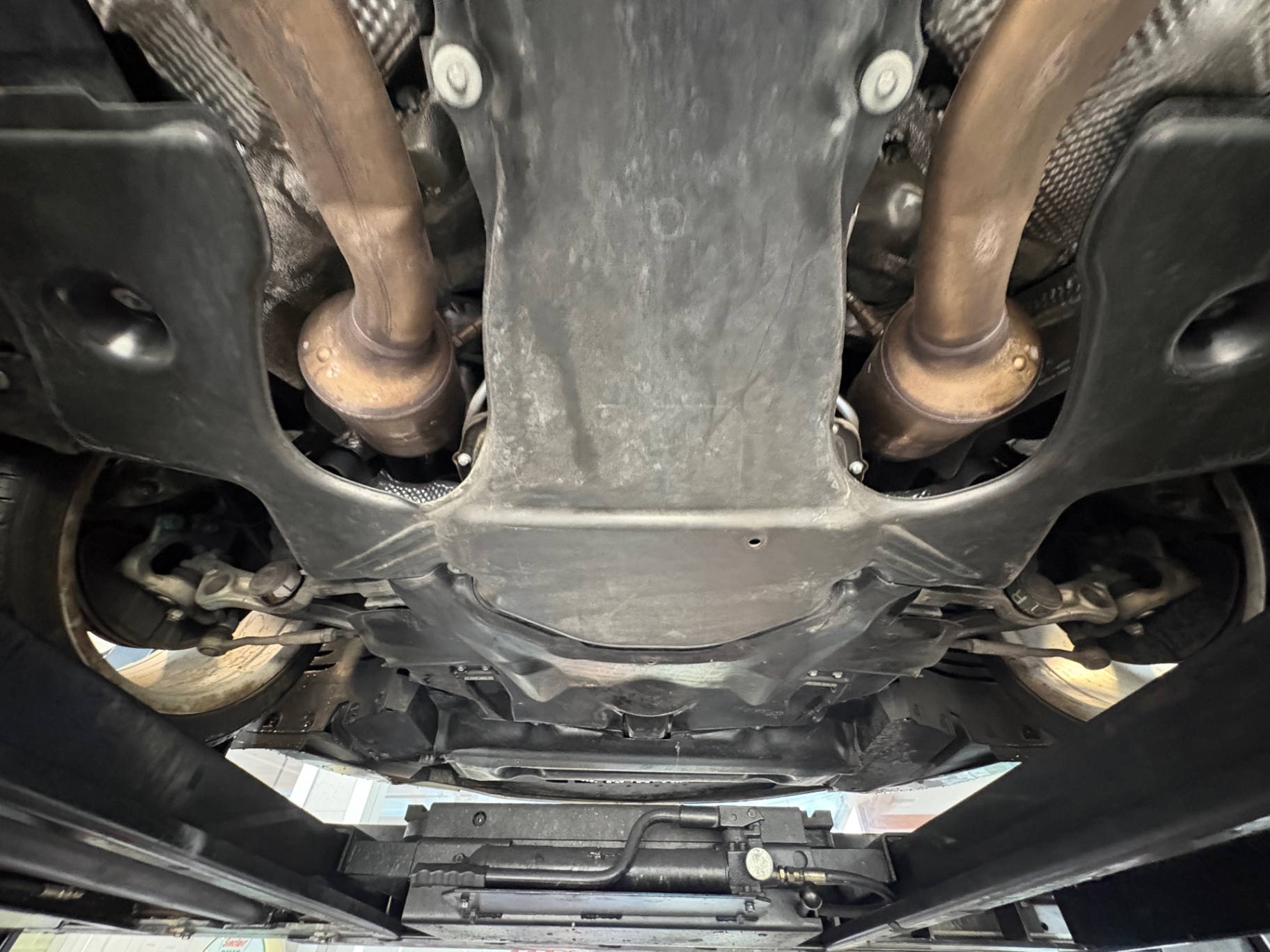 Vehicle photo 56
