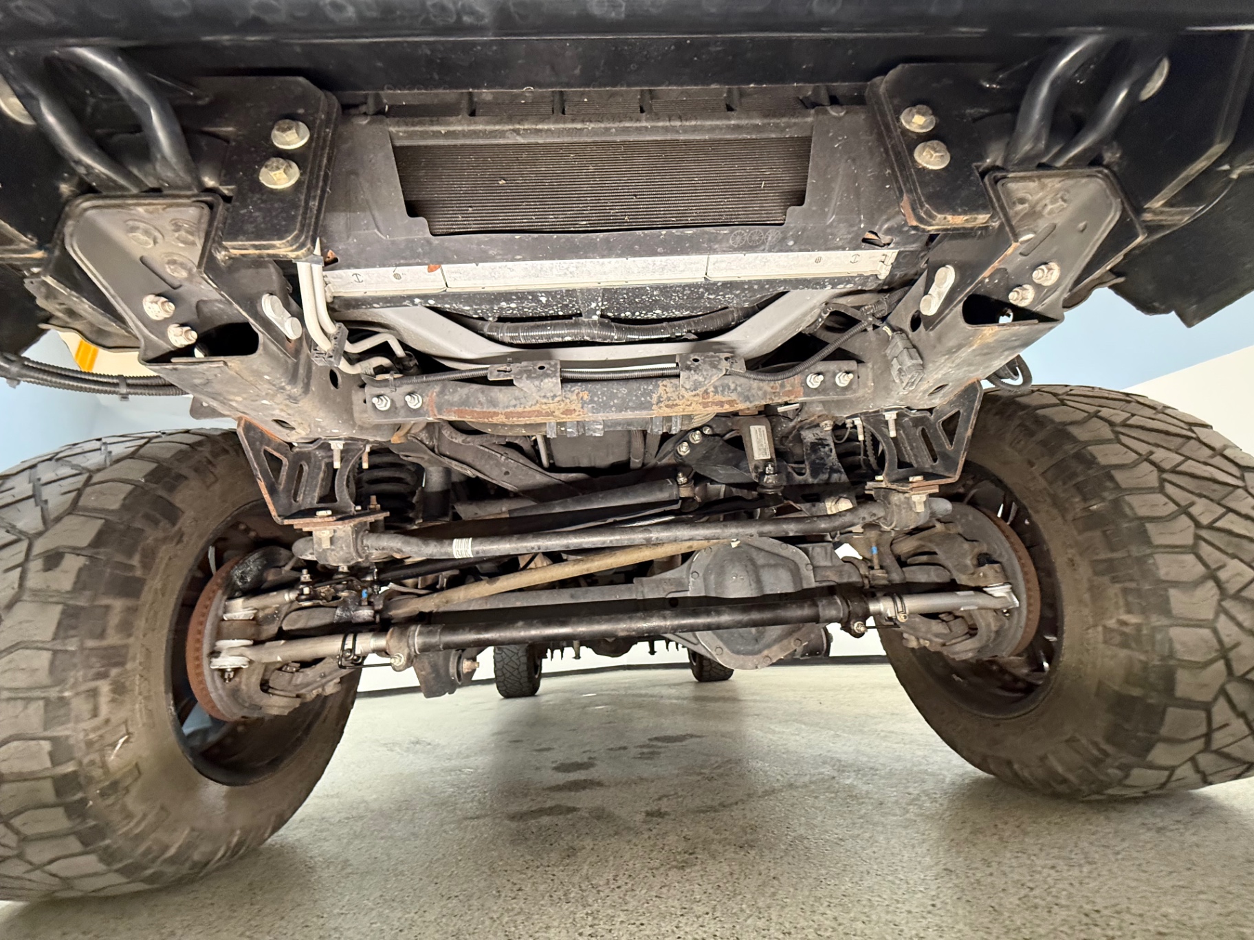 Vehicle photo 41