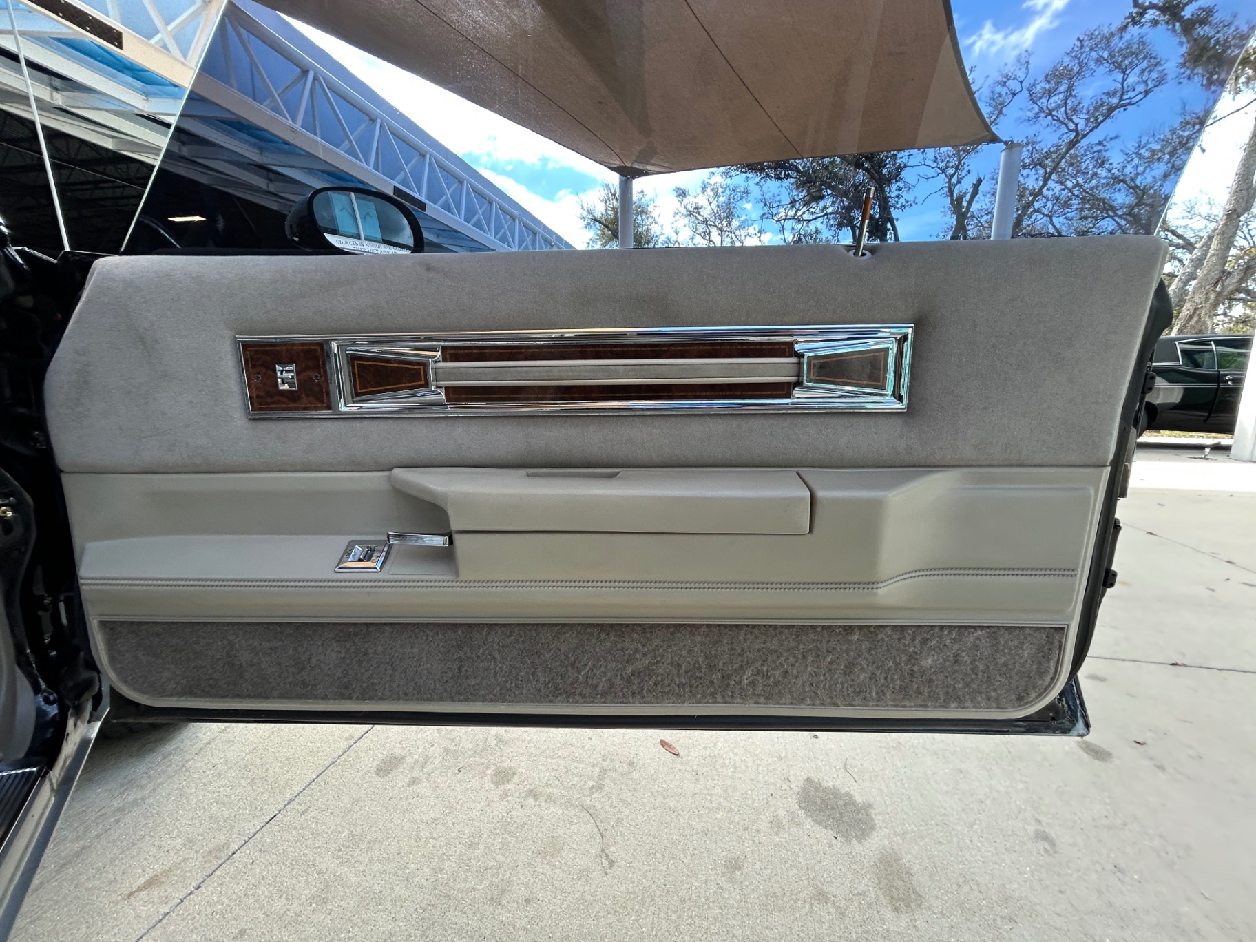 Vehicle photo 36