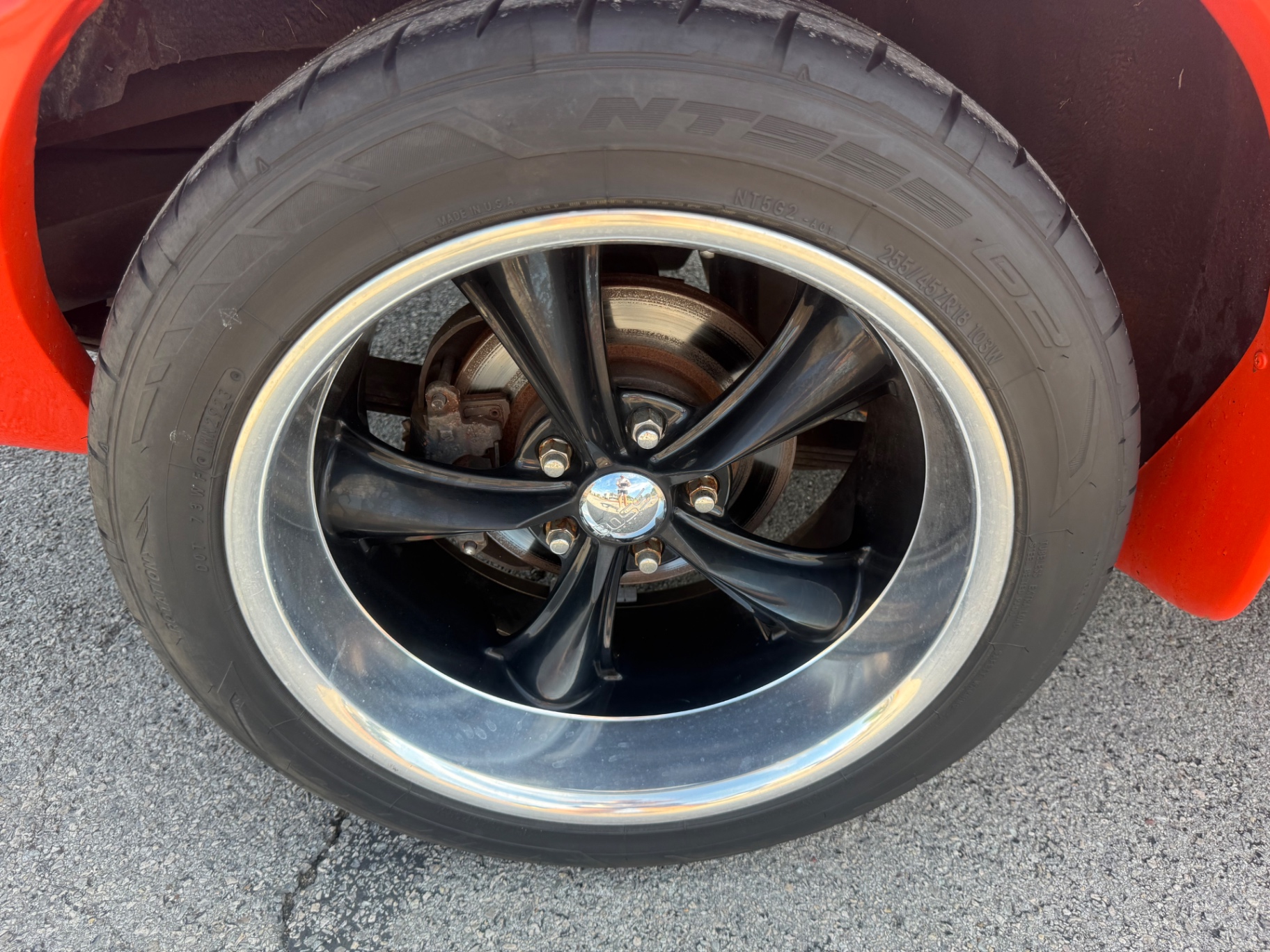 Vehicle photo 12