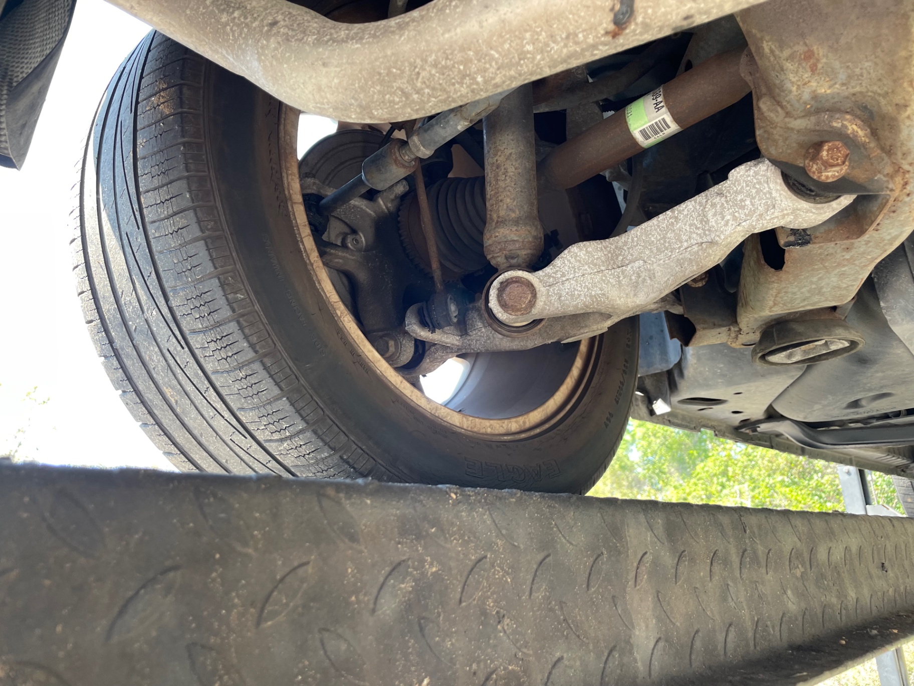 Vehicle photo 42