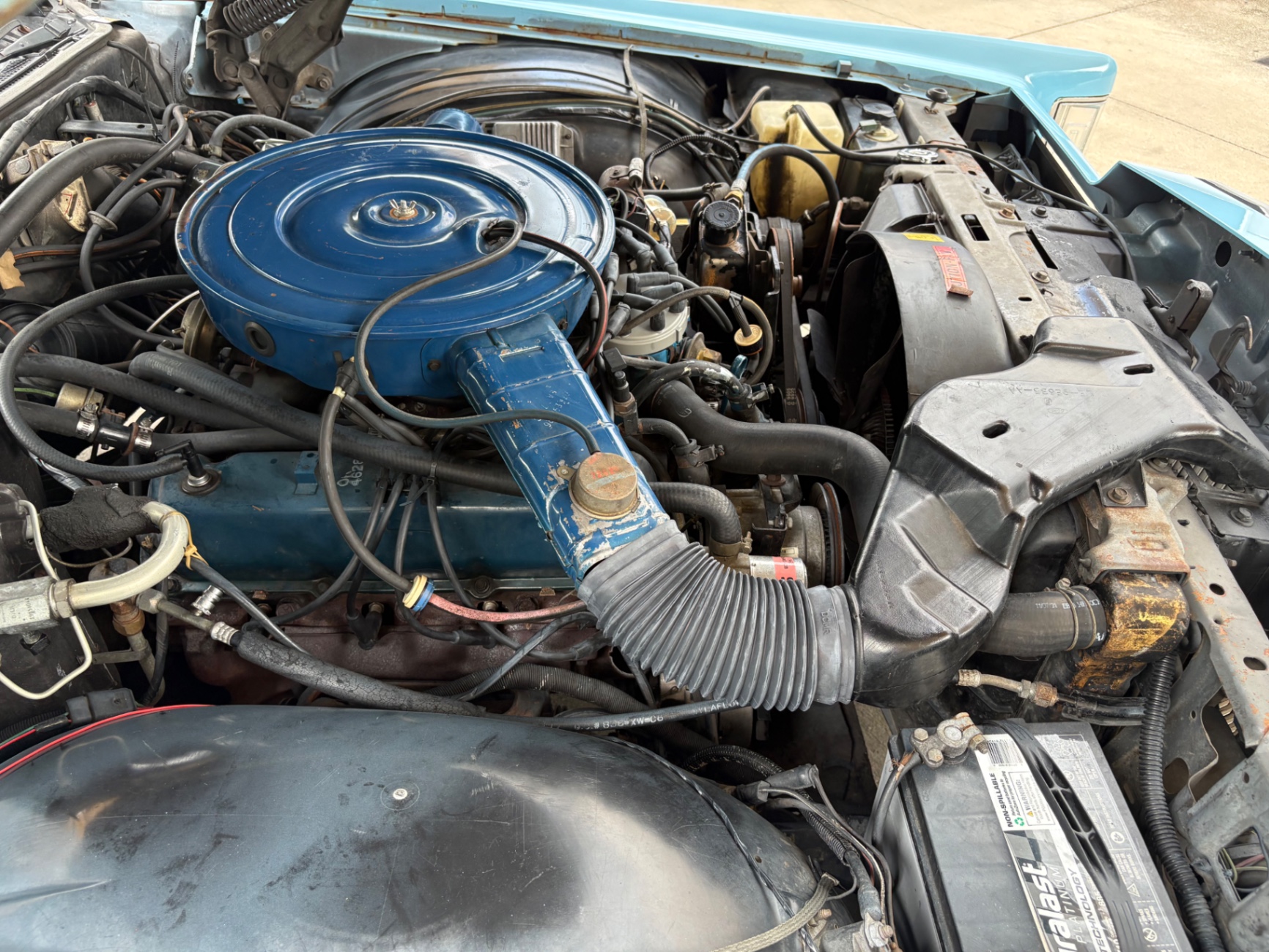 Vehicle photo 26