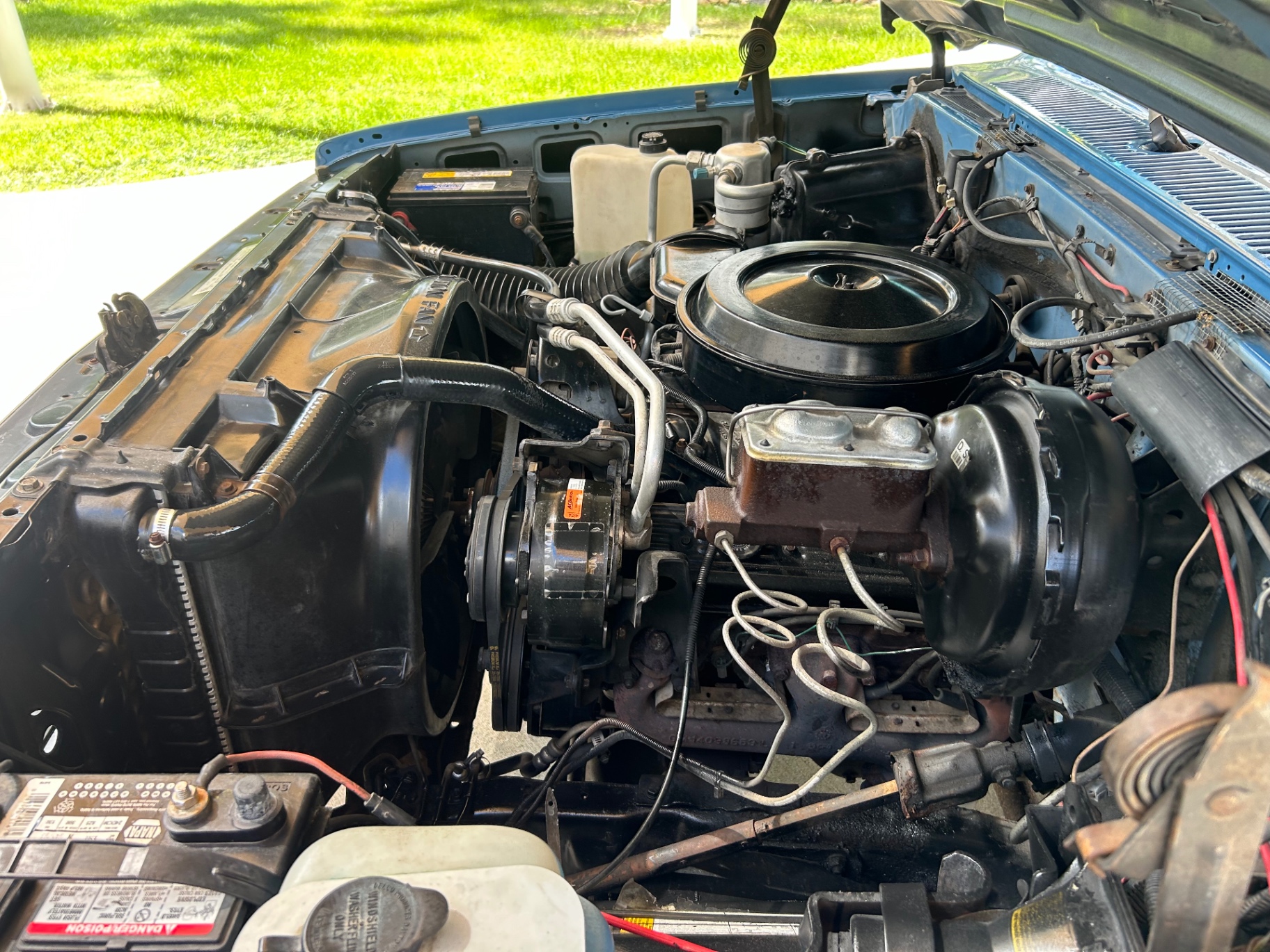 Vehicle photo 16