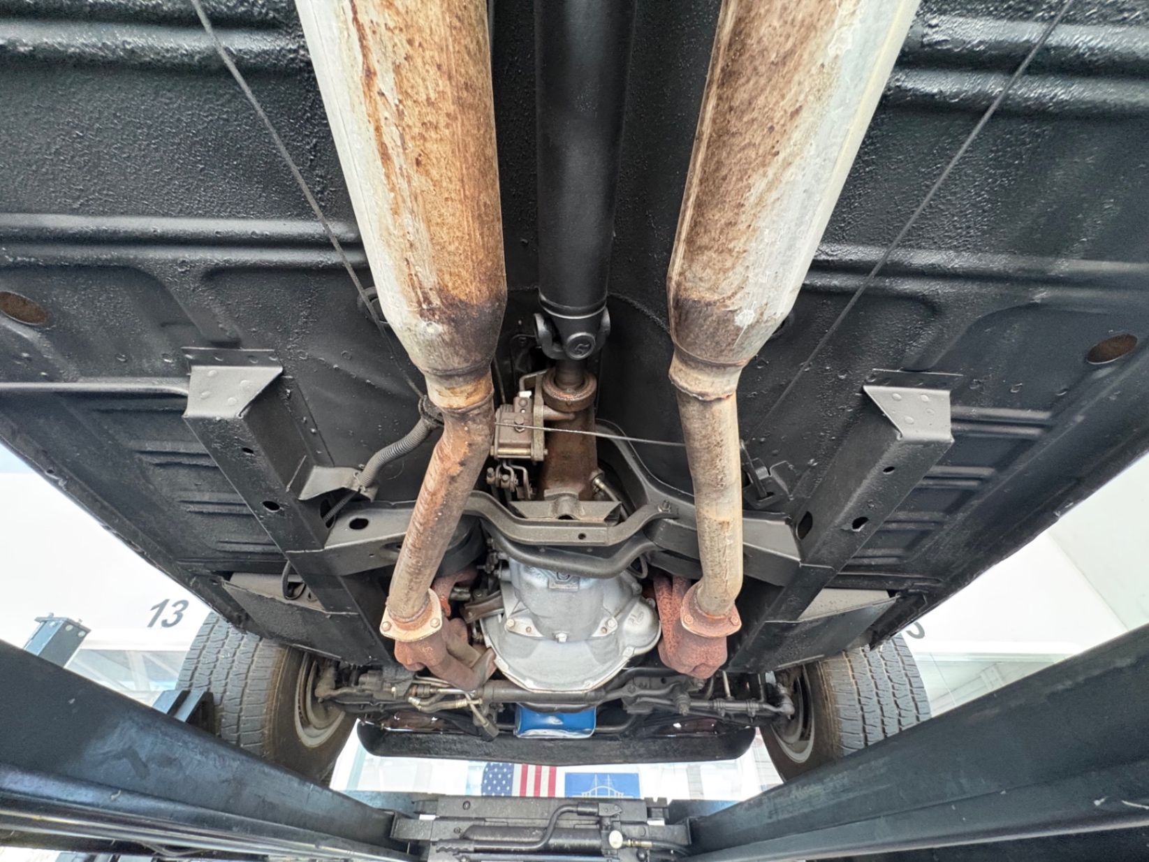 Vehicle photo 47