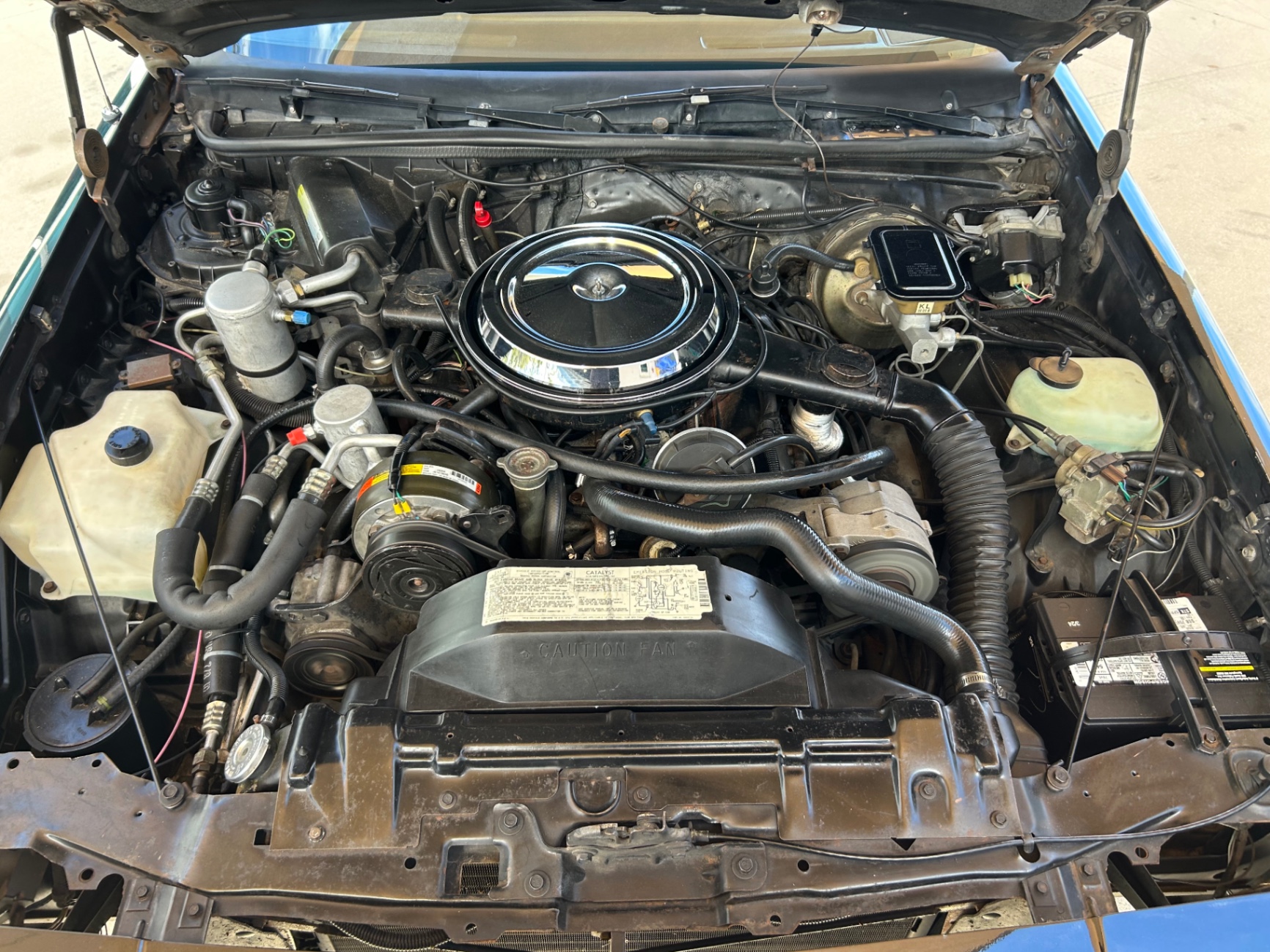 Vehicle photo 27